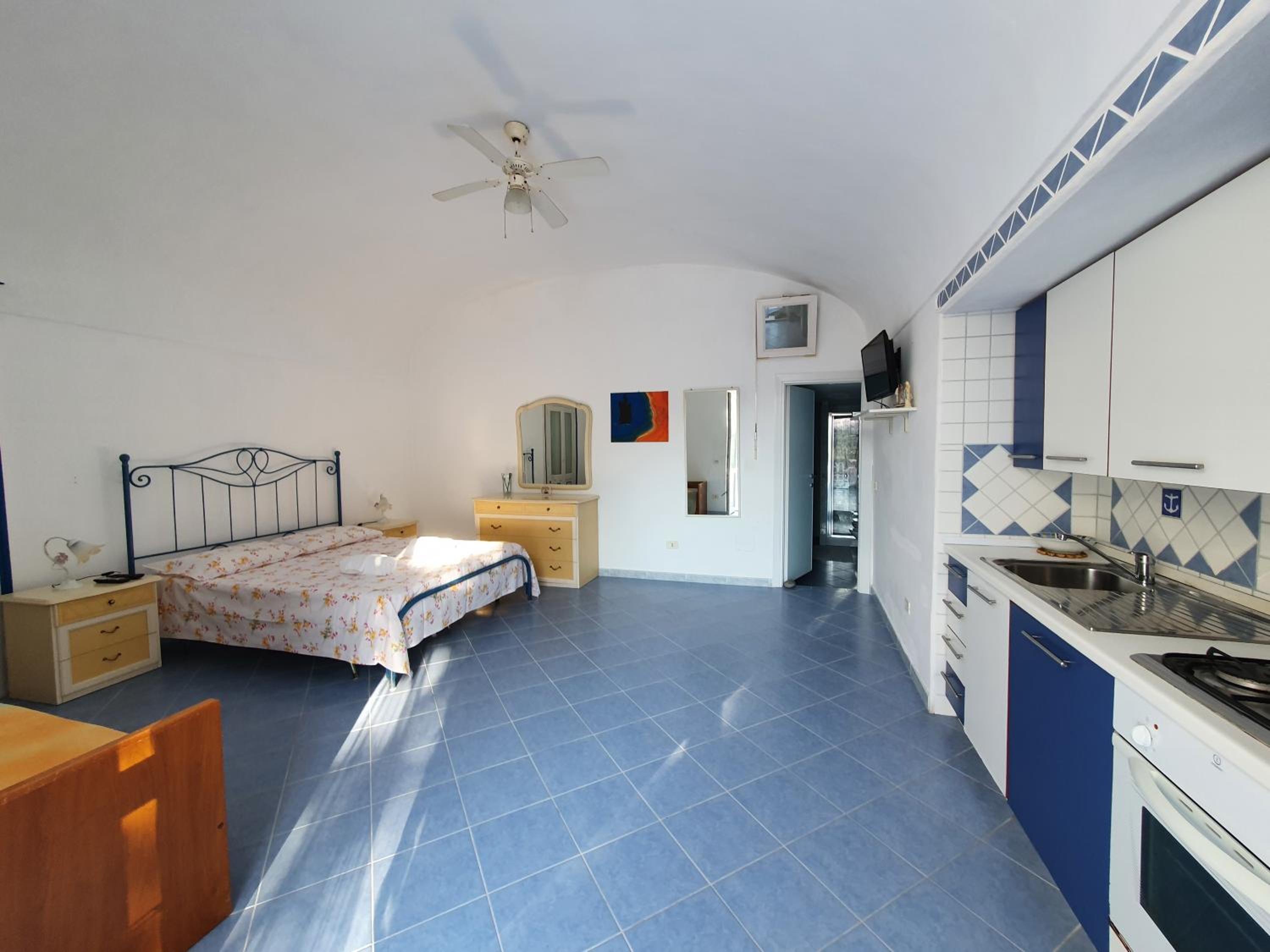 Studio with Terrace