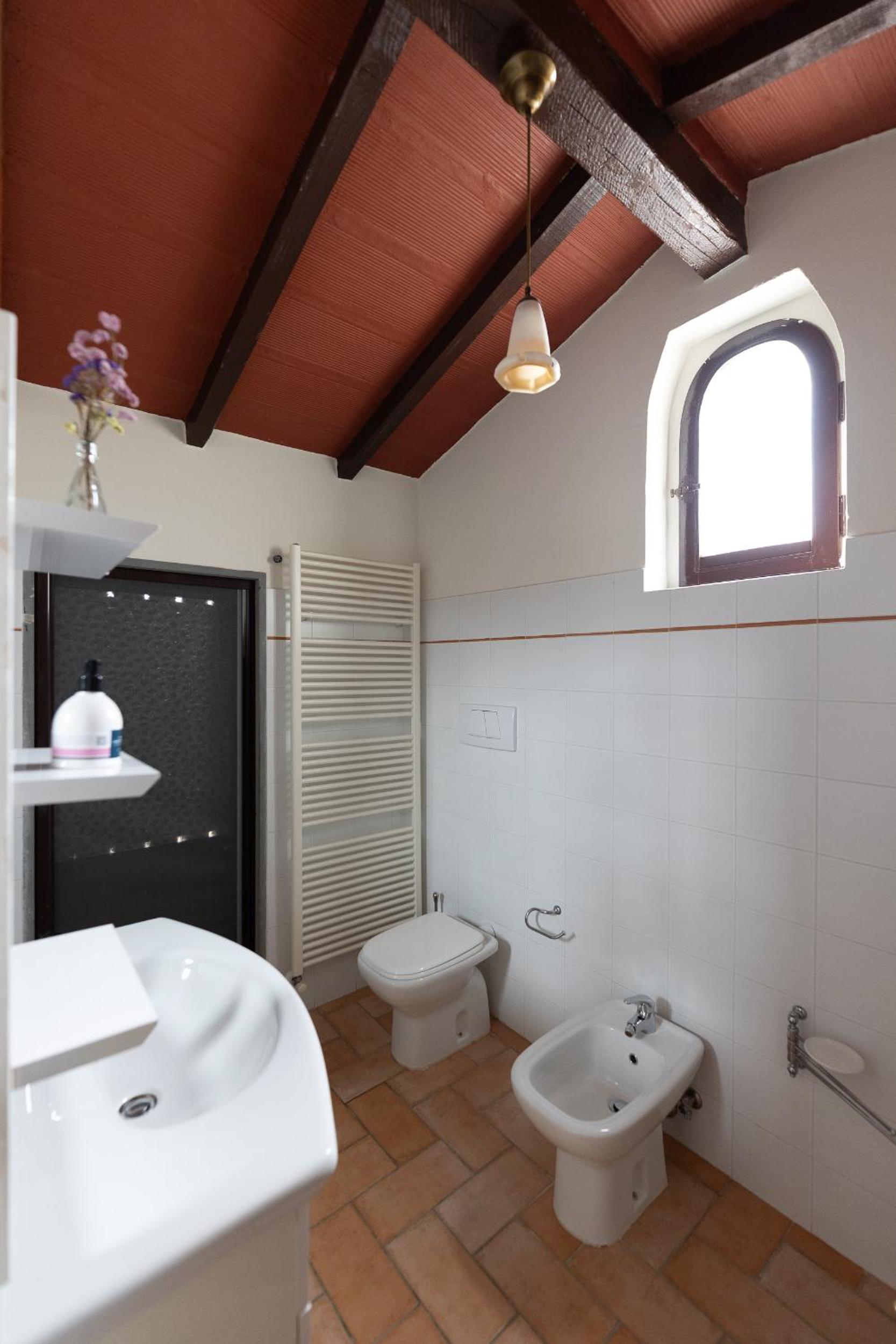 Two-Bedroom House photo 2