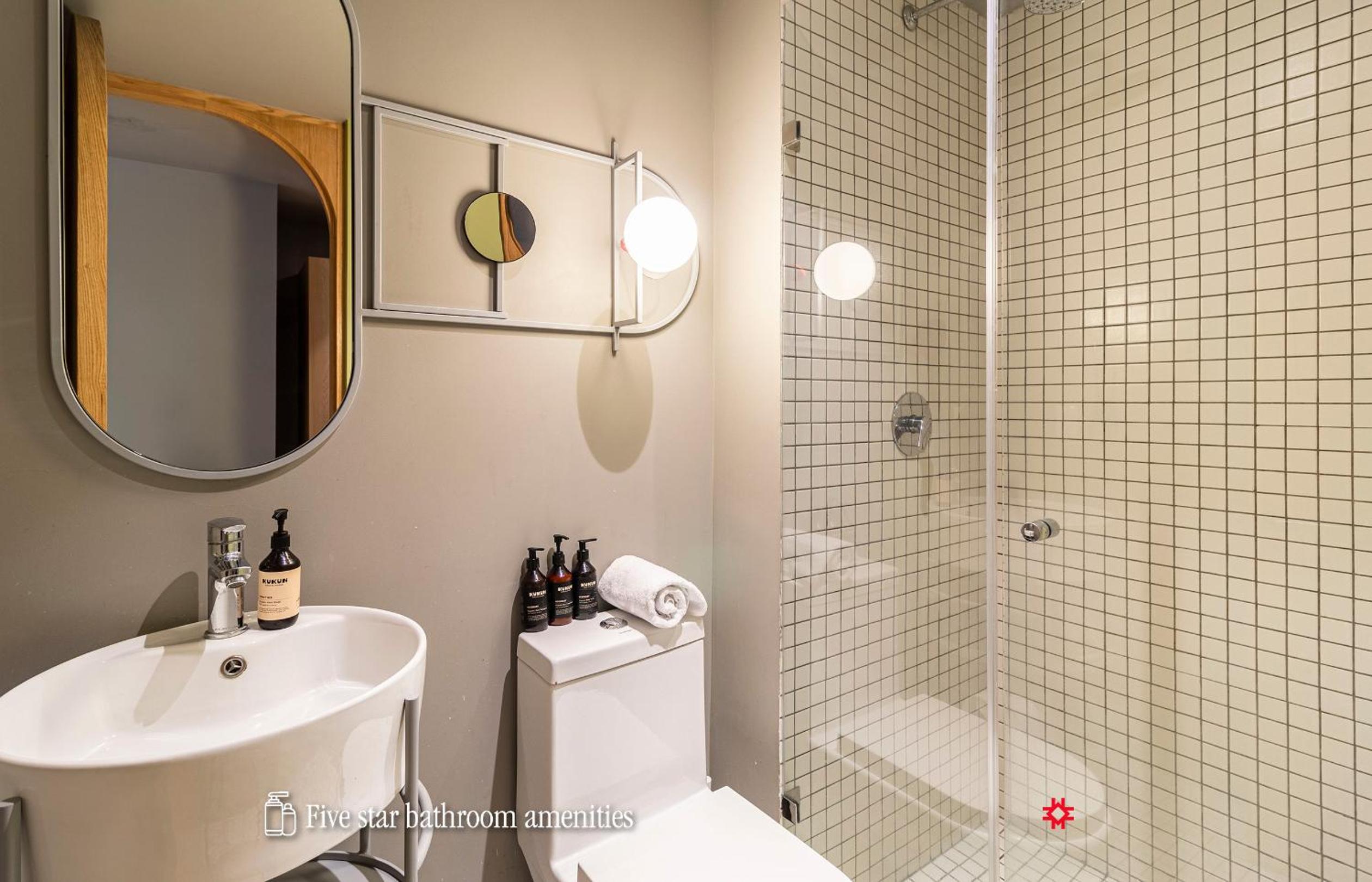 Superior Apartment with Balcony - Photo 9