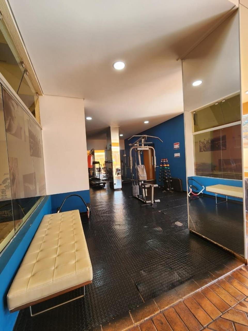 Apartment with Shower photo 3