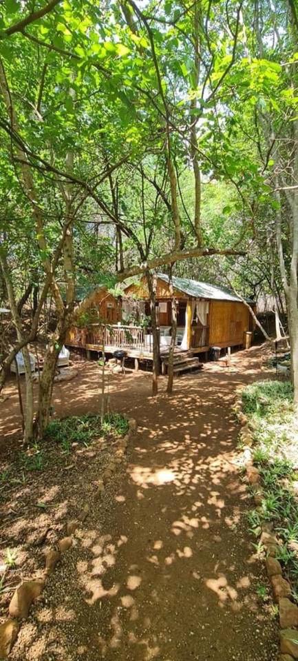 Deluxe Bungalow with Garden View - Photo 7