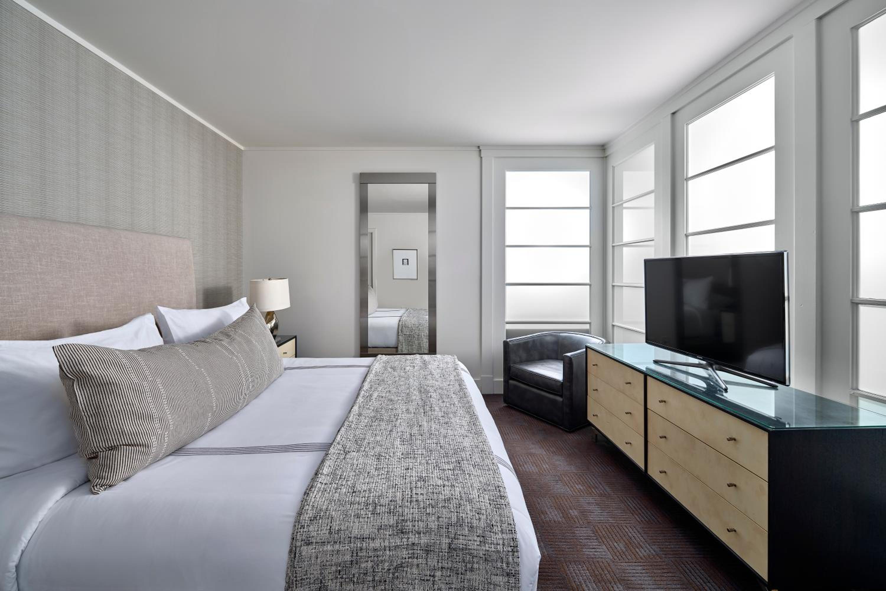 Two- Bedroom Platinum Suite photo 2