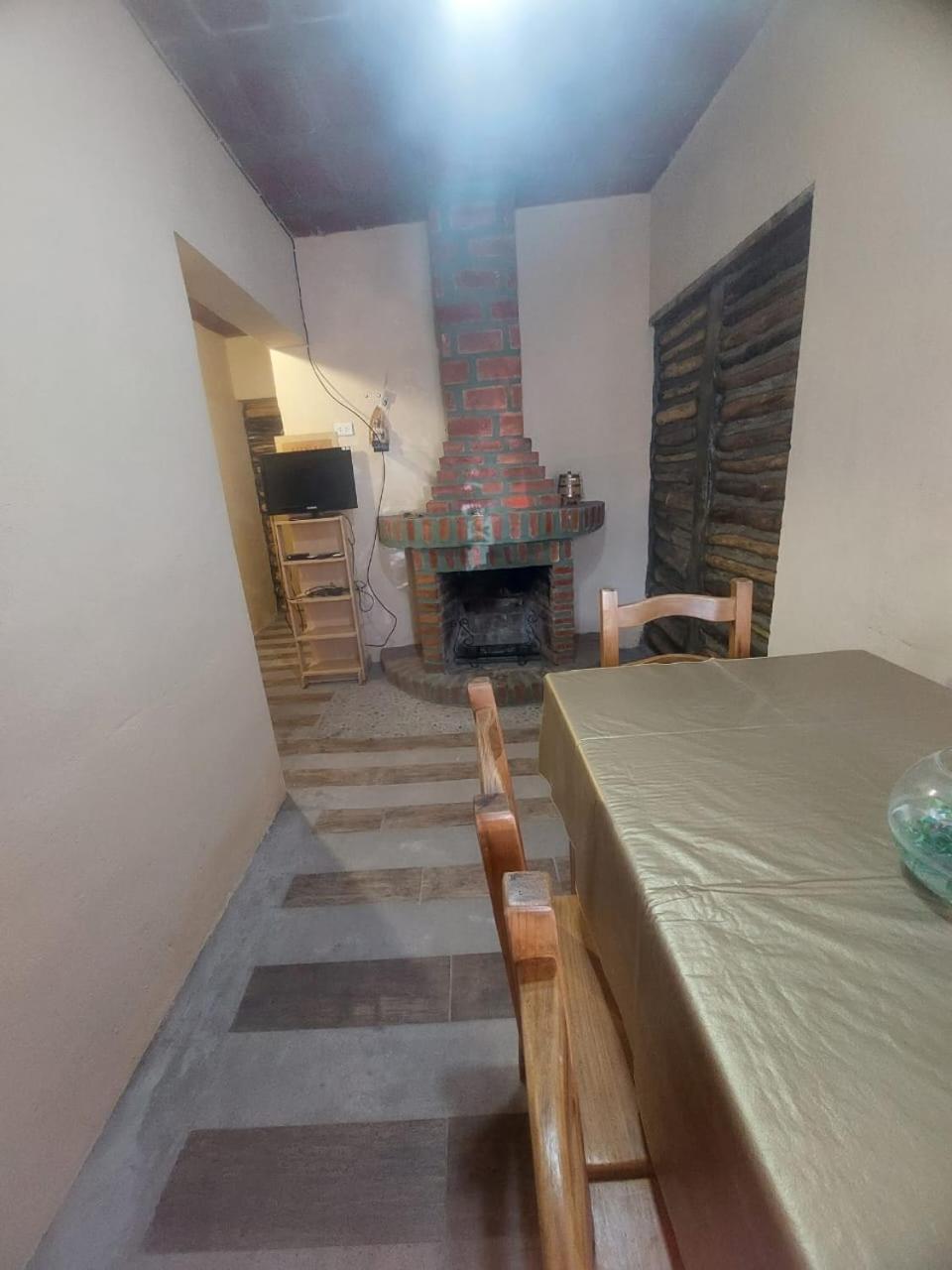Family Room with Mountain View photo 3