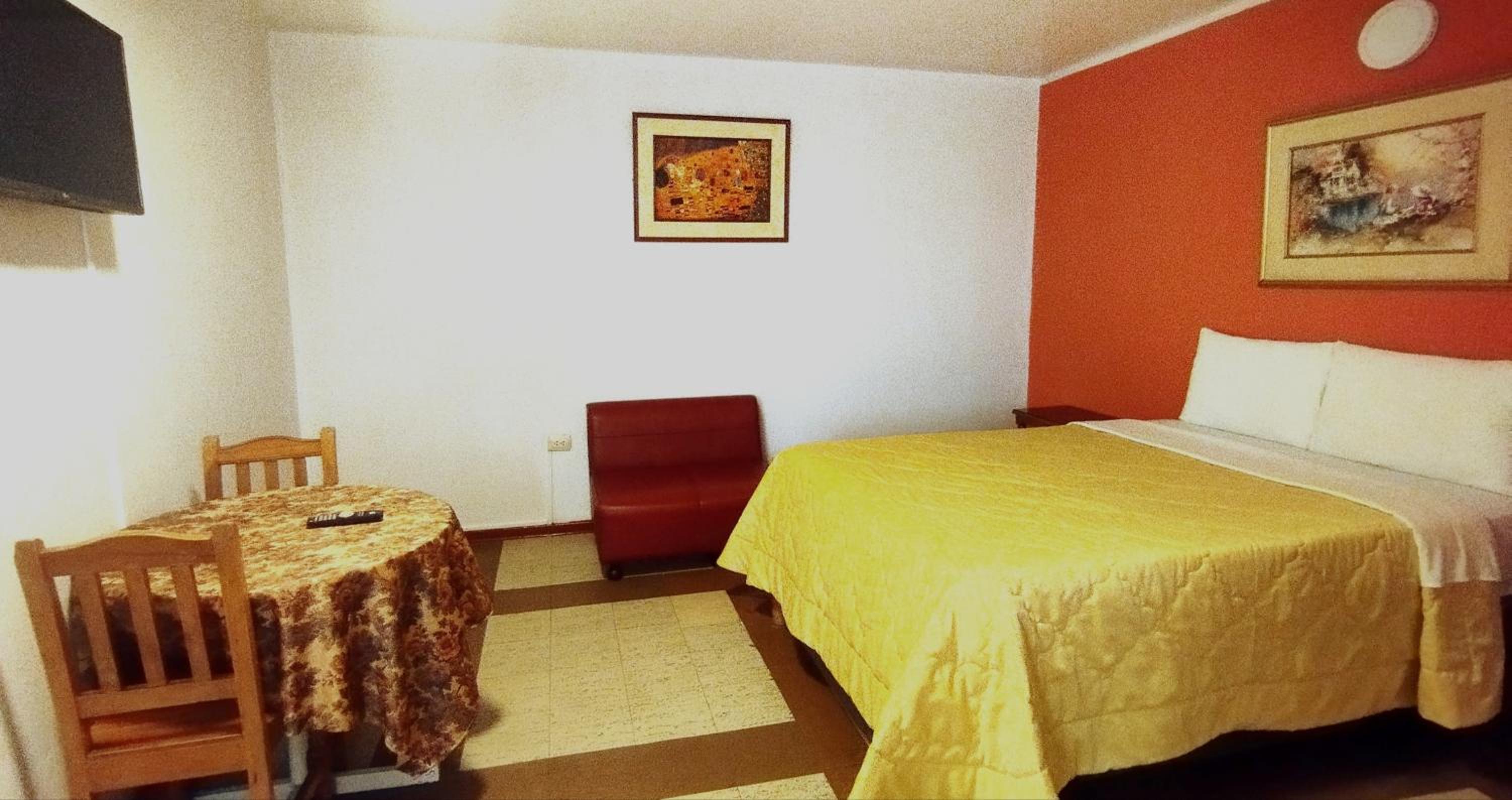 Single Room photo 2