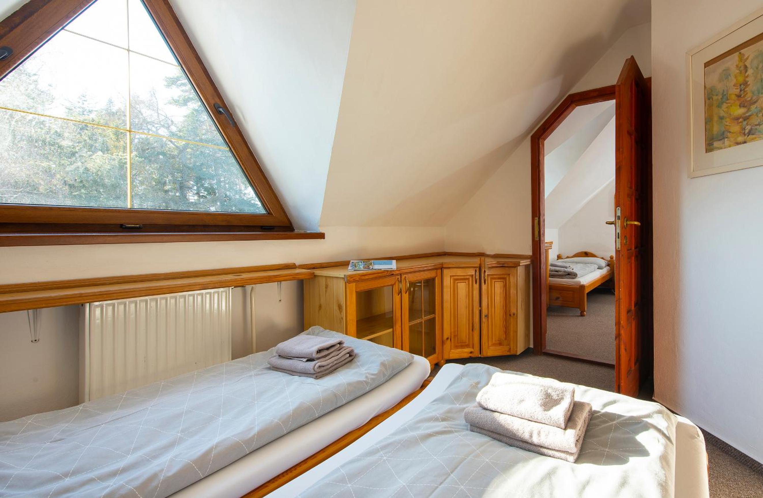 Two-Bedroom Family Suite - Photo 4