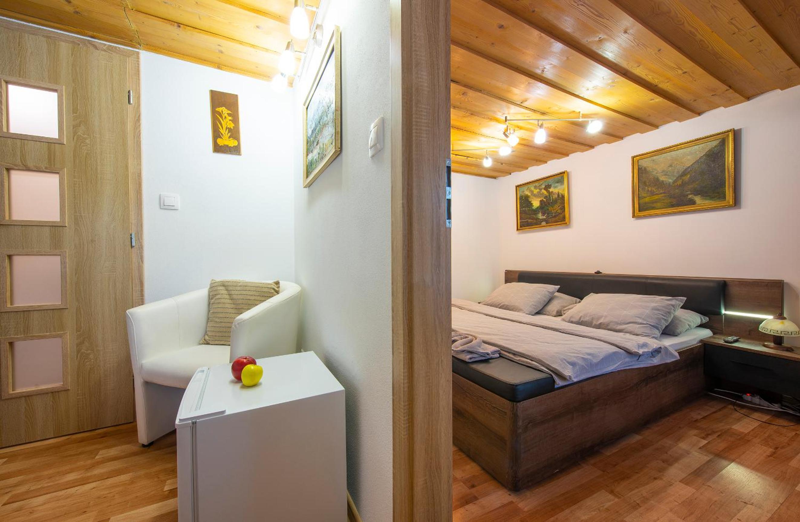 Two-Bedroom Suite with Garden View - Photo 5