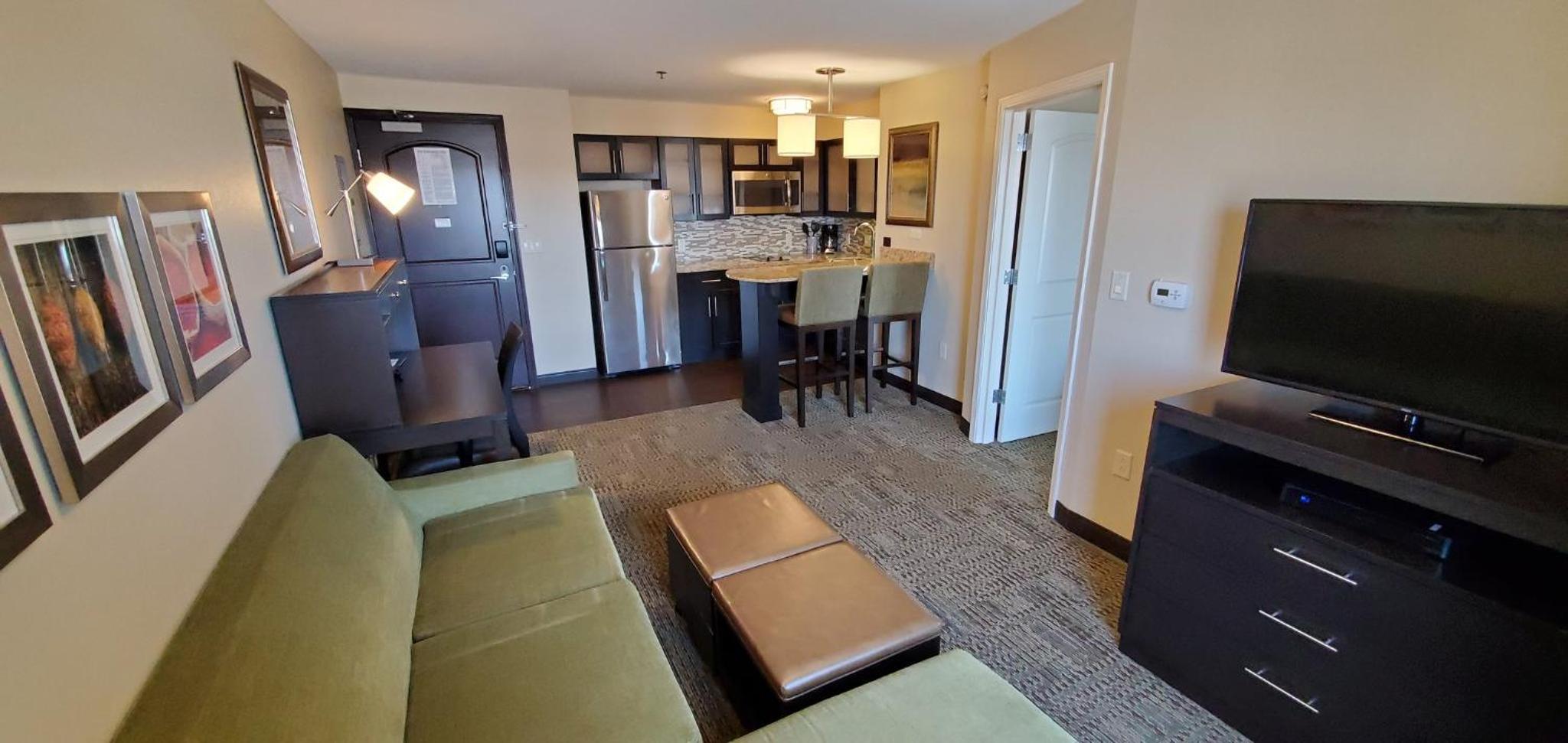 One-Bedroom Suite