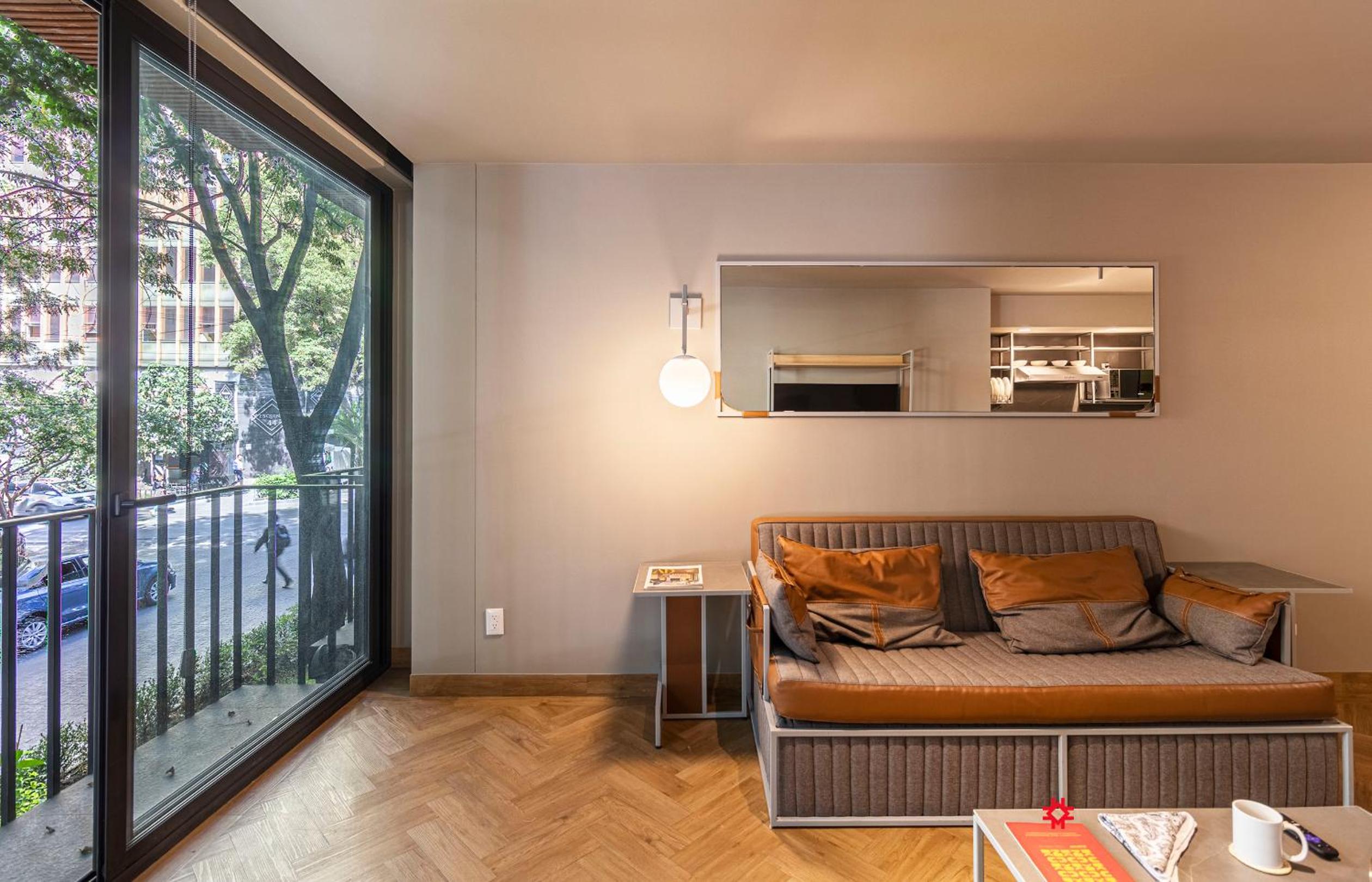 Superior One-Bedroom Apartment with Balcony - Photo 16