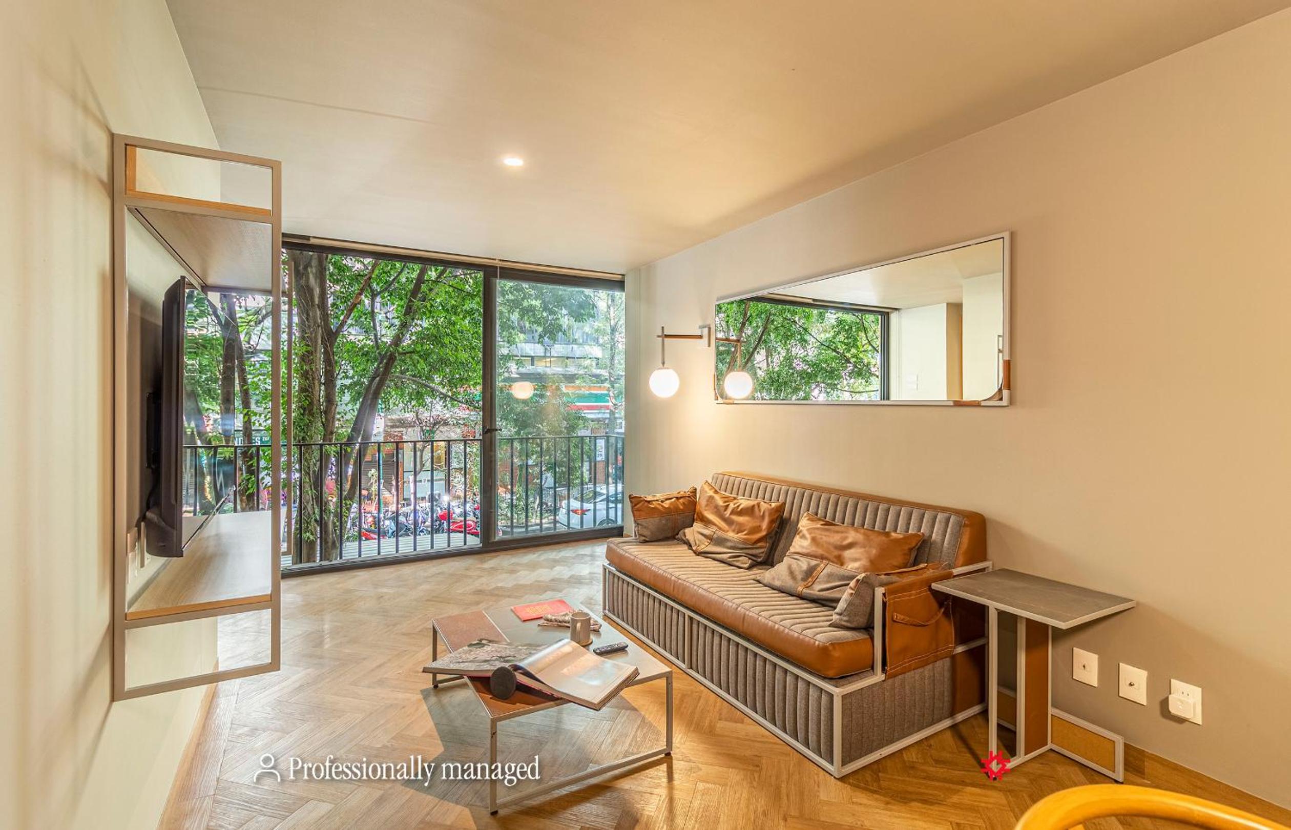 Superior One-Bedroom Apartment with Balcony - Photo 1