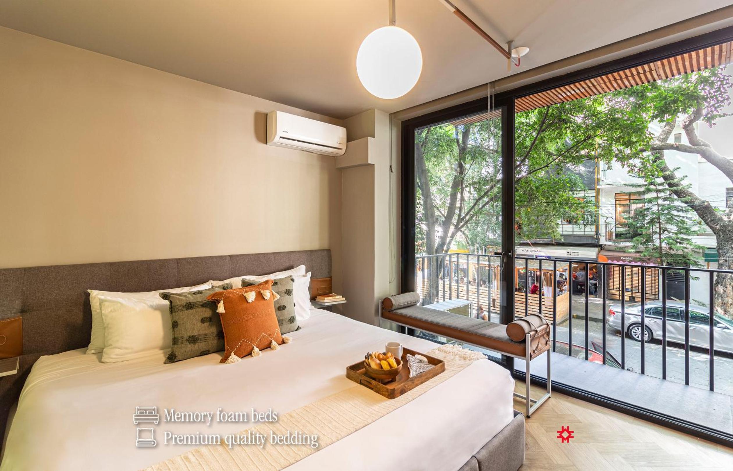 Superior One-Bedroom Apartment with Balcony - Photo 13