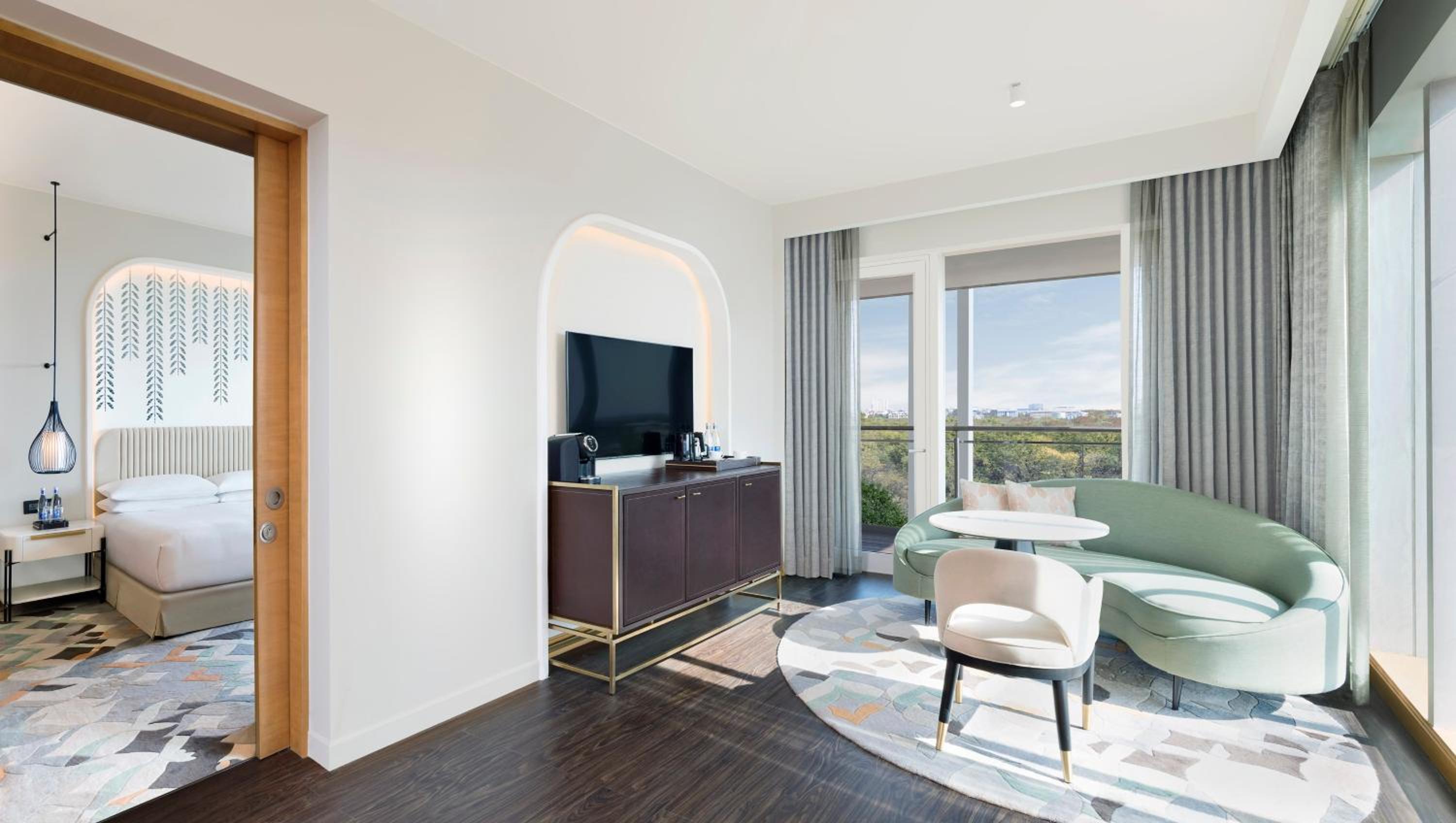 Junior Suite: 20% off on food,soft beverages, laundry & local transportation(upto 10 km); enjoy 90-min spa at 60mins spa price; BOGO offer on select beverages(5–8 pm) at Connexions Bar