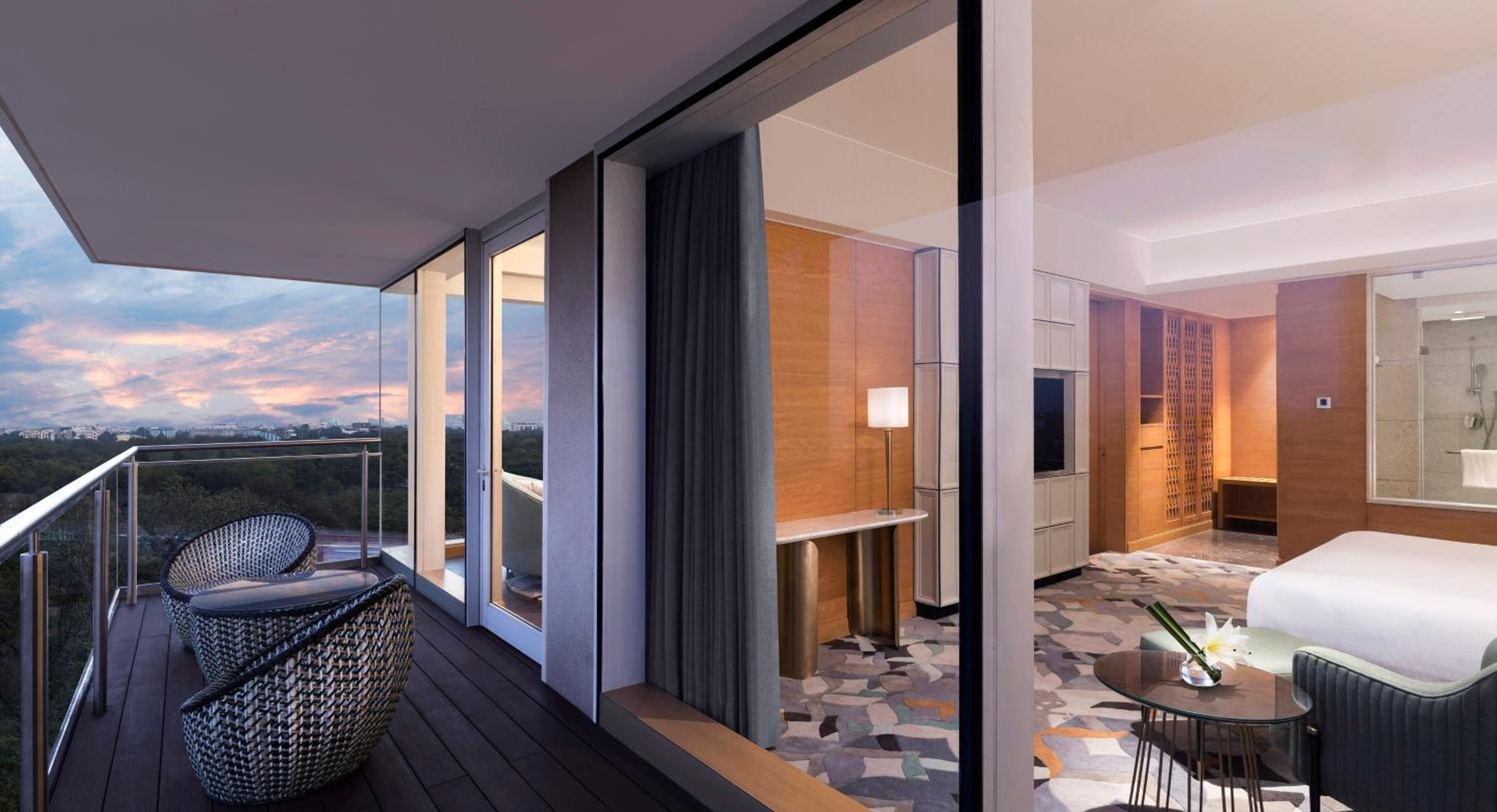 Junior Suite: 20% off on food,soft beverages, laundry & local transportation(upto 10 km); enjoy 90-min spa at 60mins spa price; BOGO offer on select beverages(5–8 pm) at Connexions Bar Junior Suite: 20% off on food,soft beverages, laundry & local transportation(upto 10 km); enjoy 90-min spa at 60mins spa price; BOGO offer on select beverages(5–8 pm) at Connexions Bar