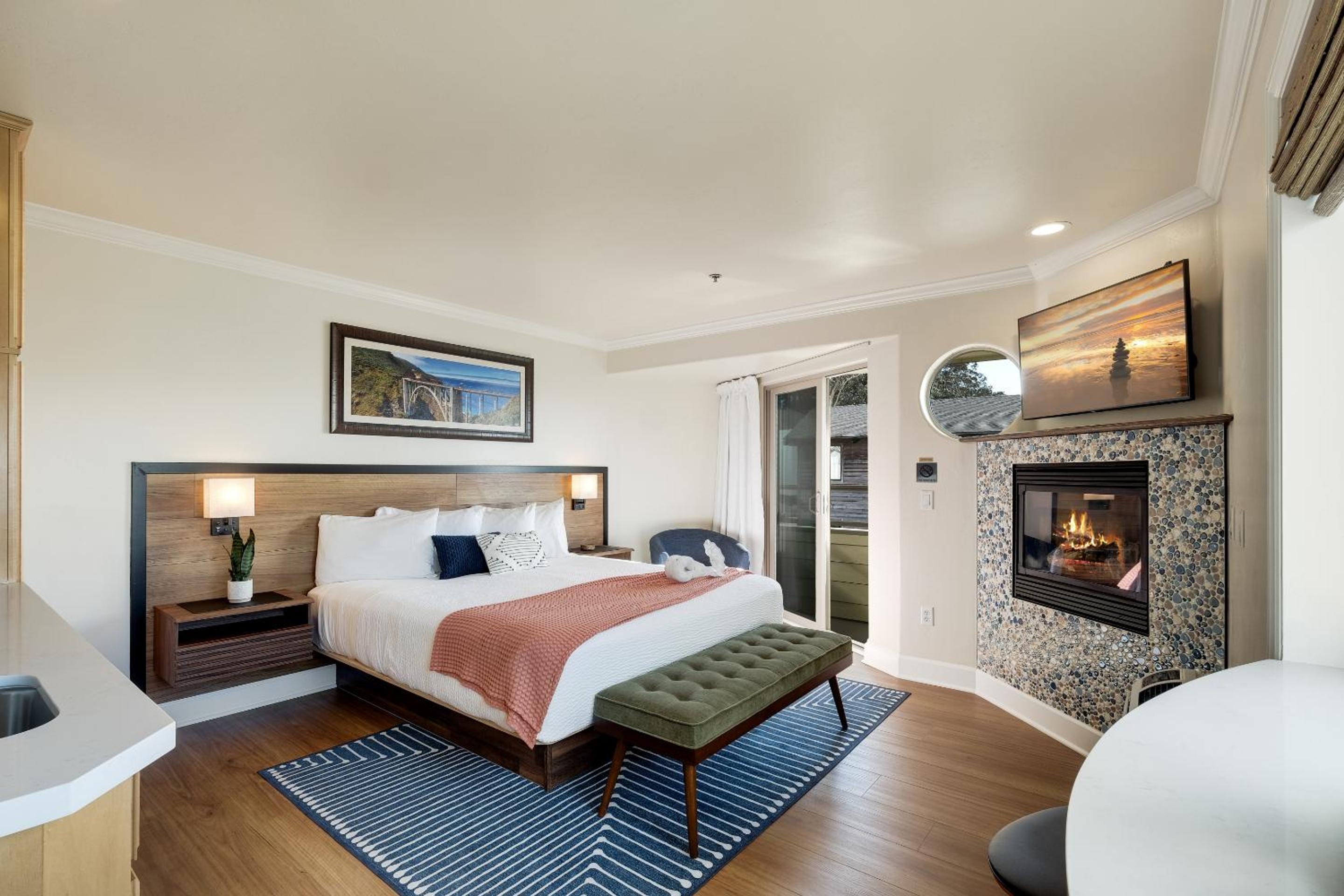Superior King Room
