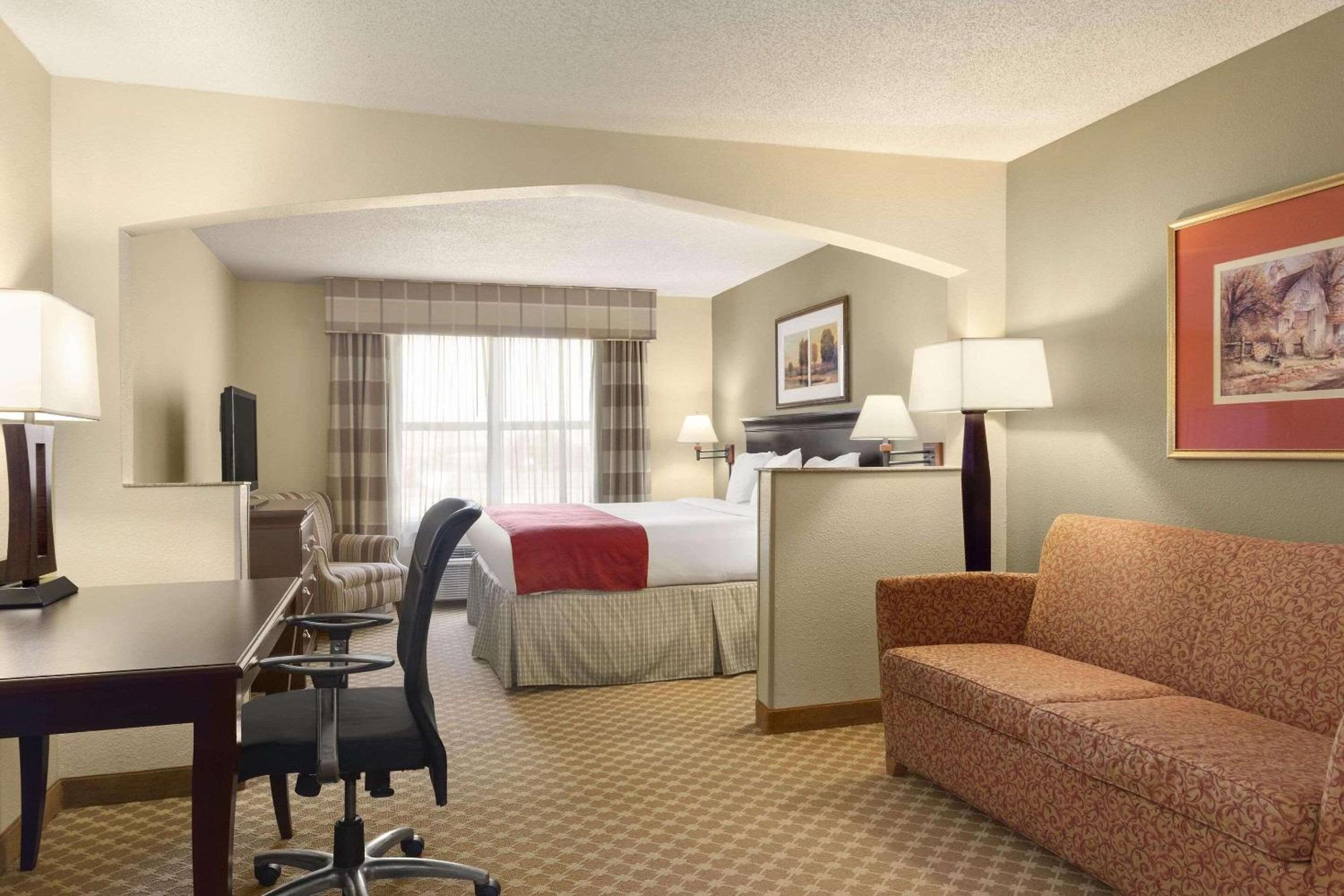 King Suite with Sofa Bed - Photo 6