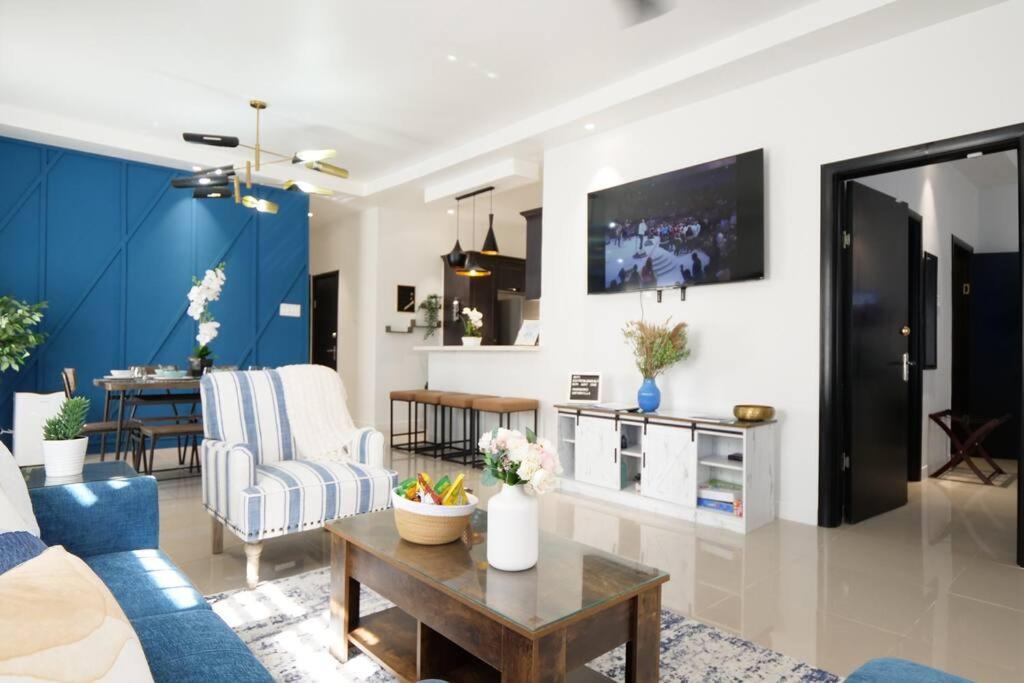 Three-Bedroom House photo 1