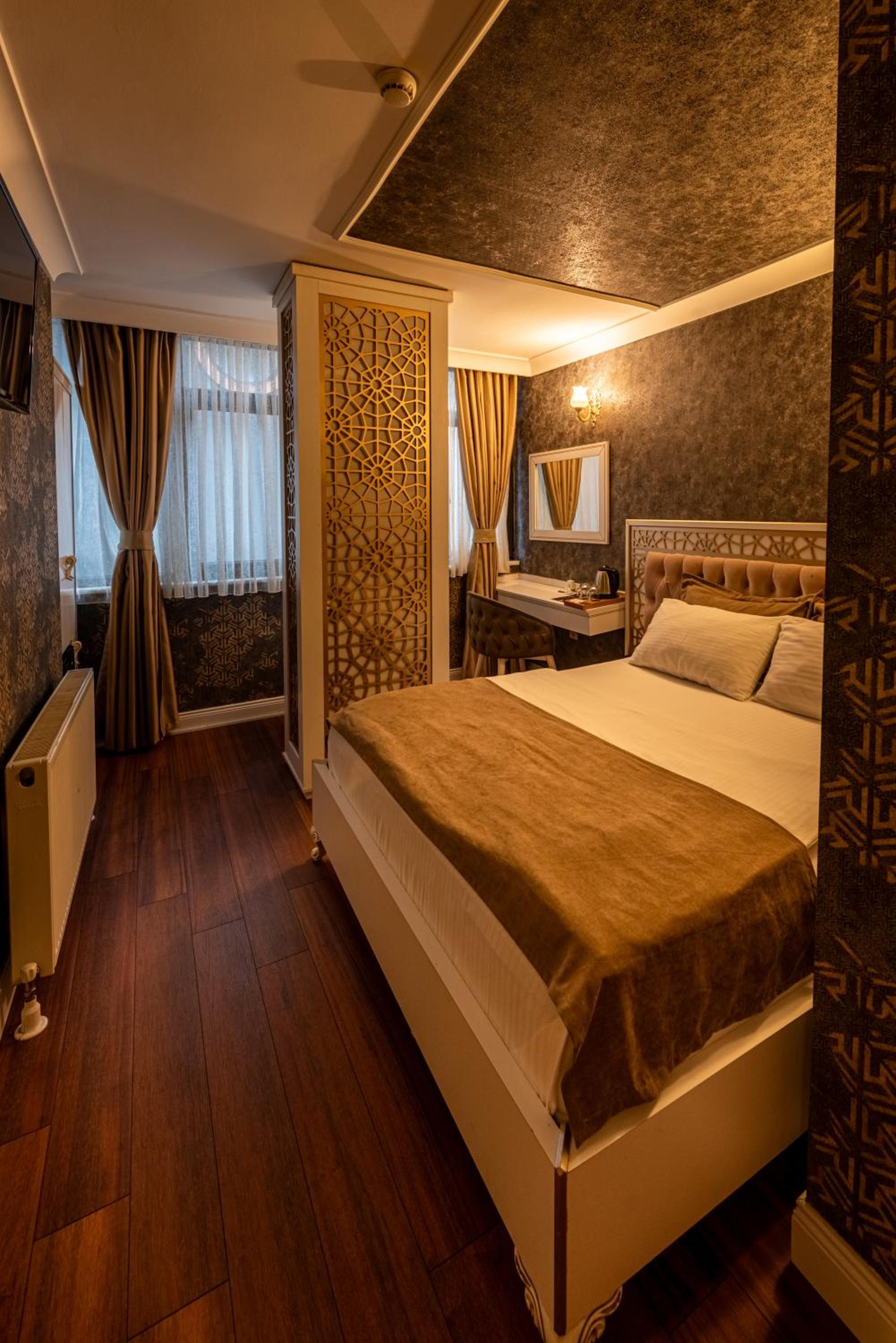 Economy Double Room photo 1