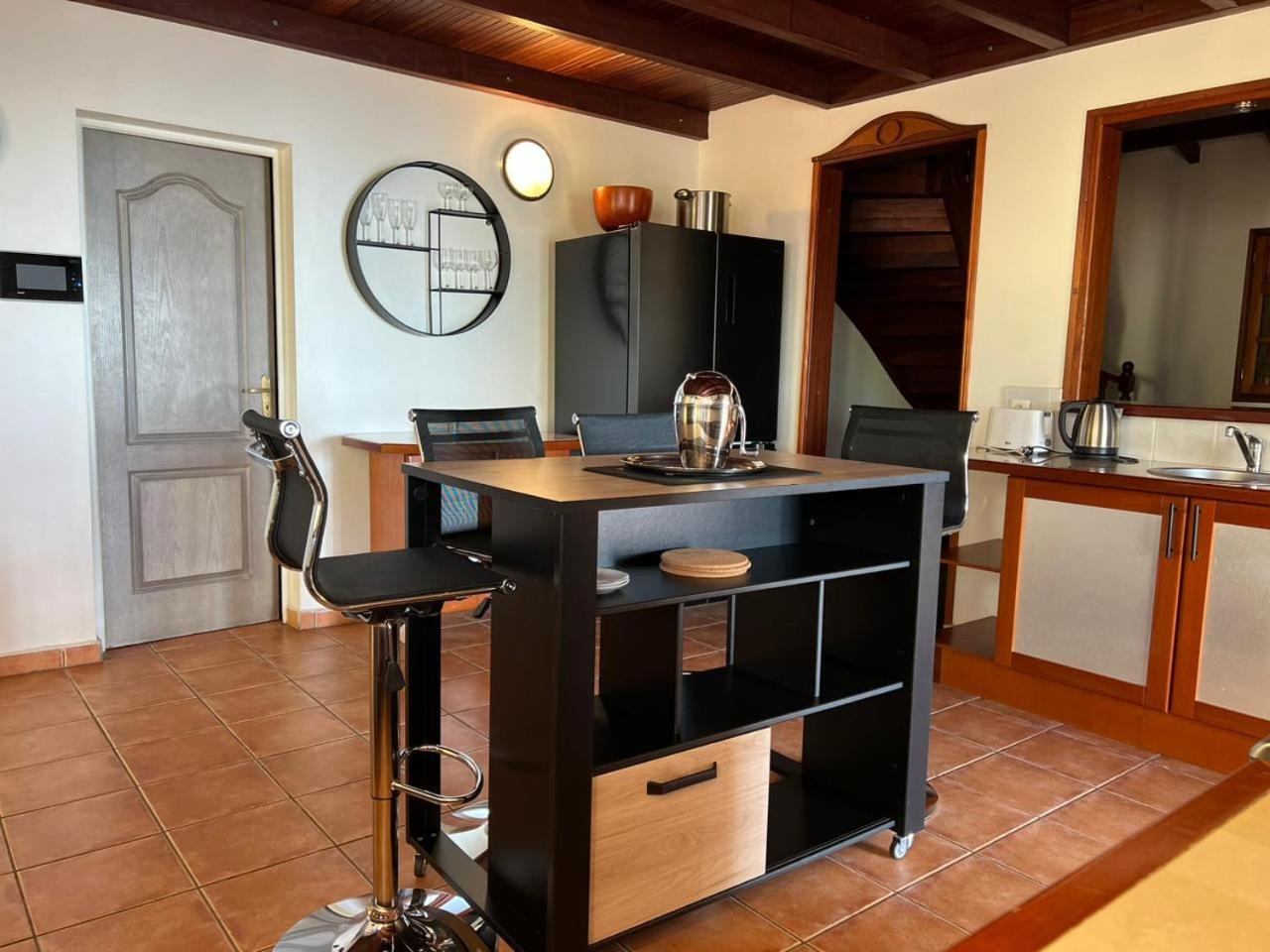 Four-Bedroom Villa photo 2