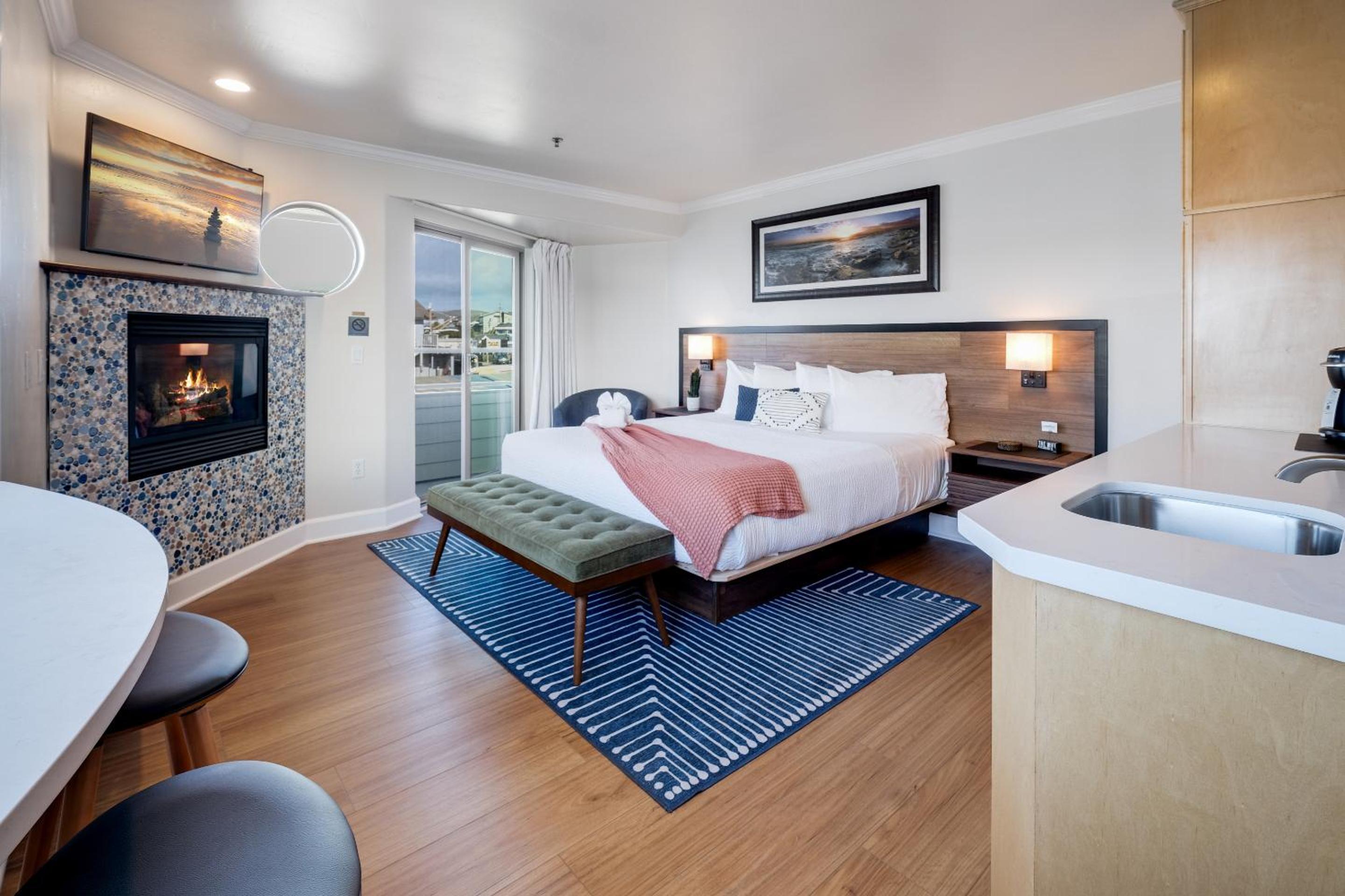 Superior King Room