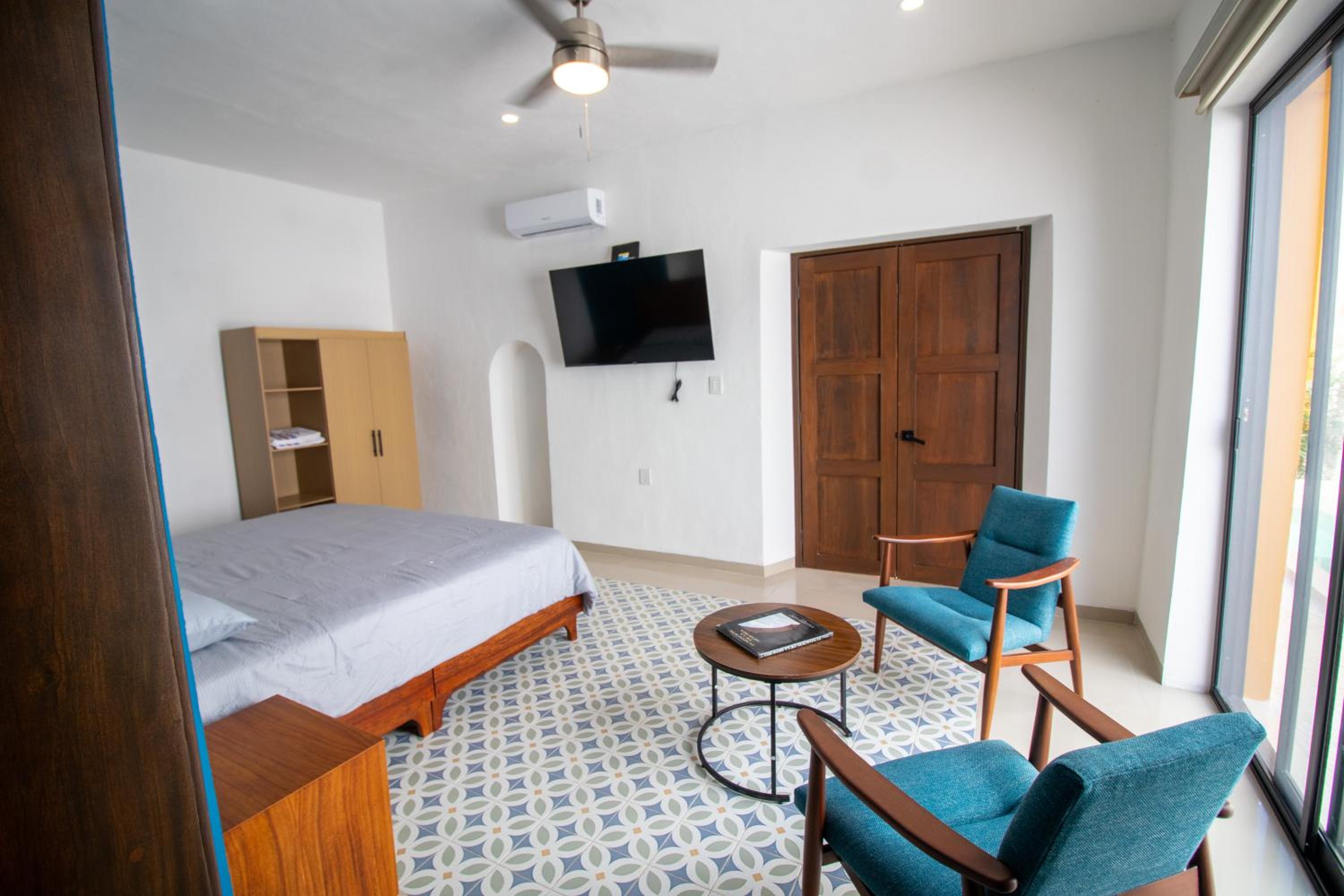 Double Room With Private Bathroom