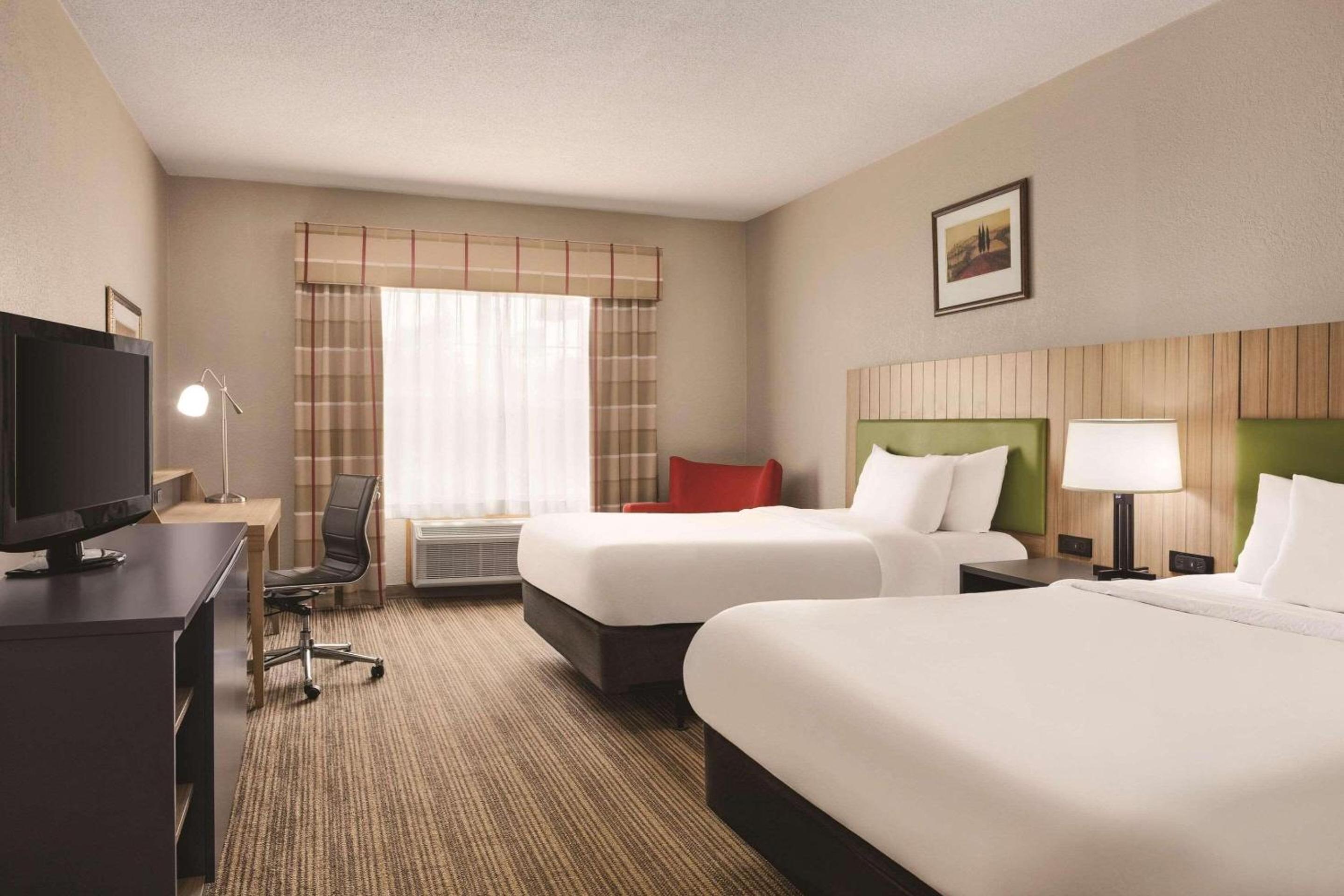 Queen Room with Two Queen Beds - Disability Access/Non-Smoking - Photo 1