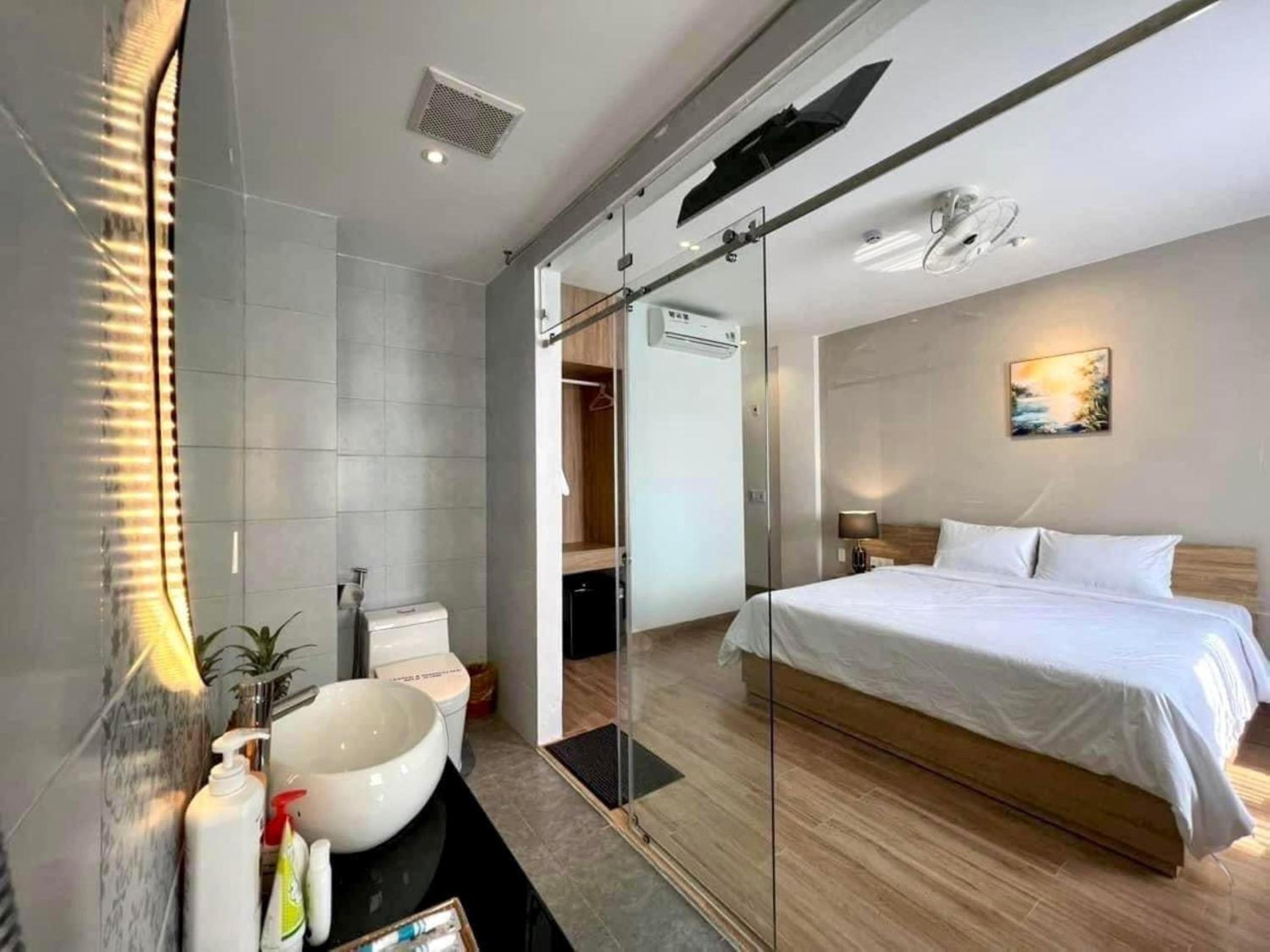 Deluxe Double Room - Photo 7