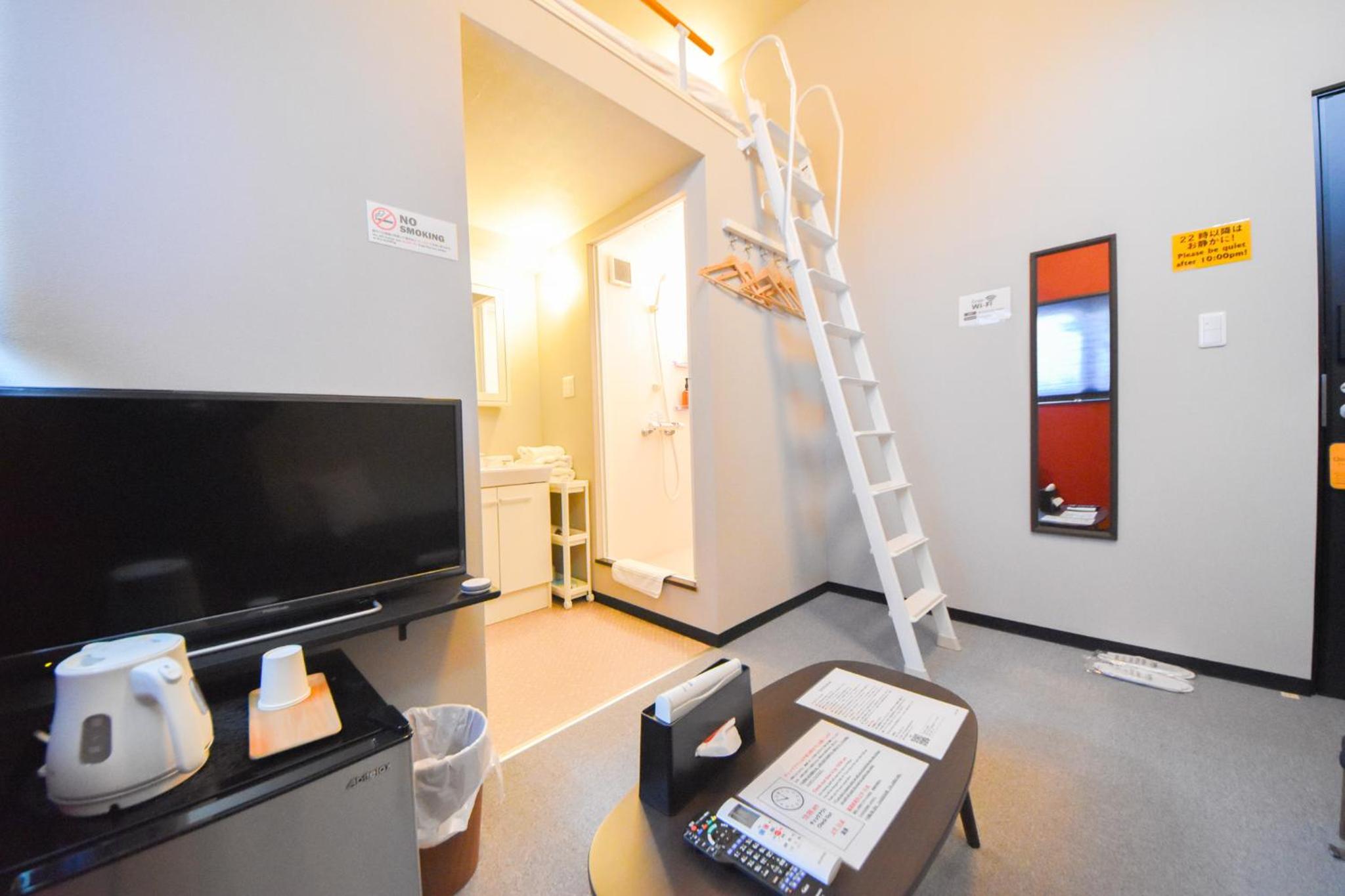 One-Bedroom Apartment - Photo 17