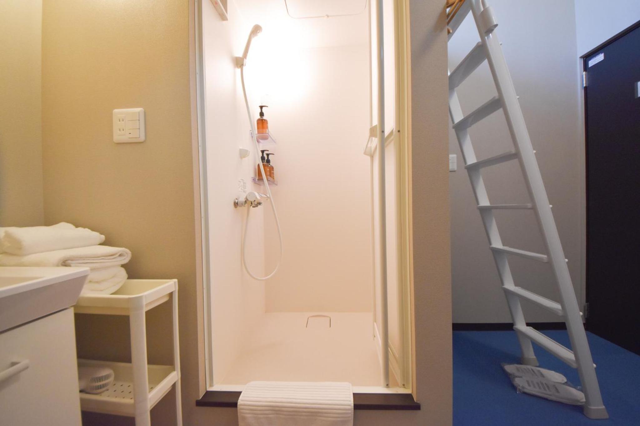 One-Bedroom Apartment - Photo 24
