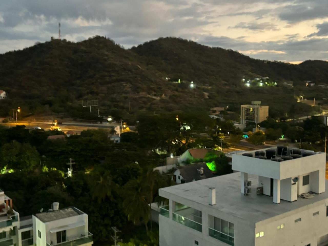 Studio With Balcony photo 2