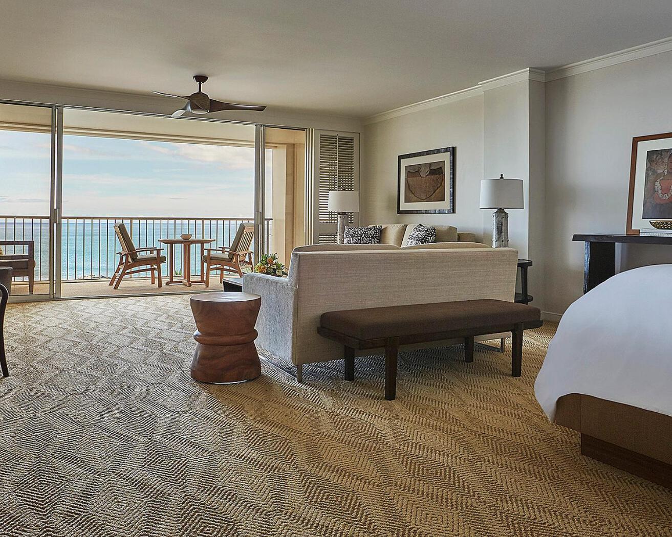 Oceanfront Studio Suite king bed - Photo 1
