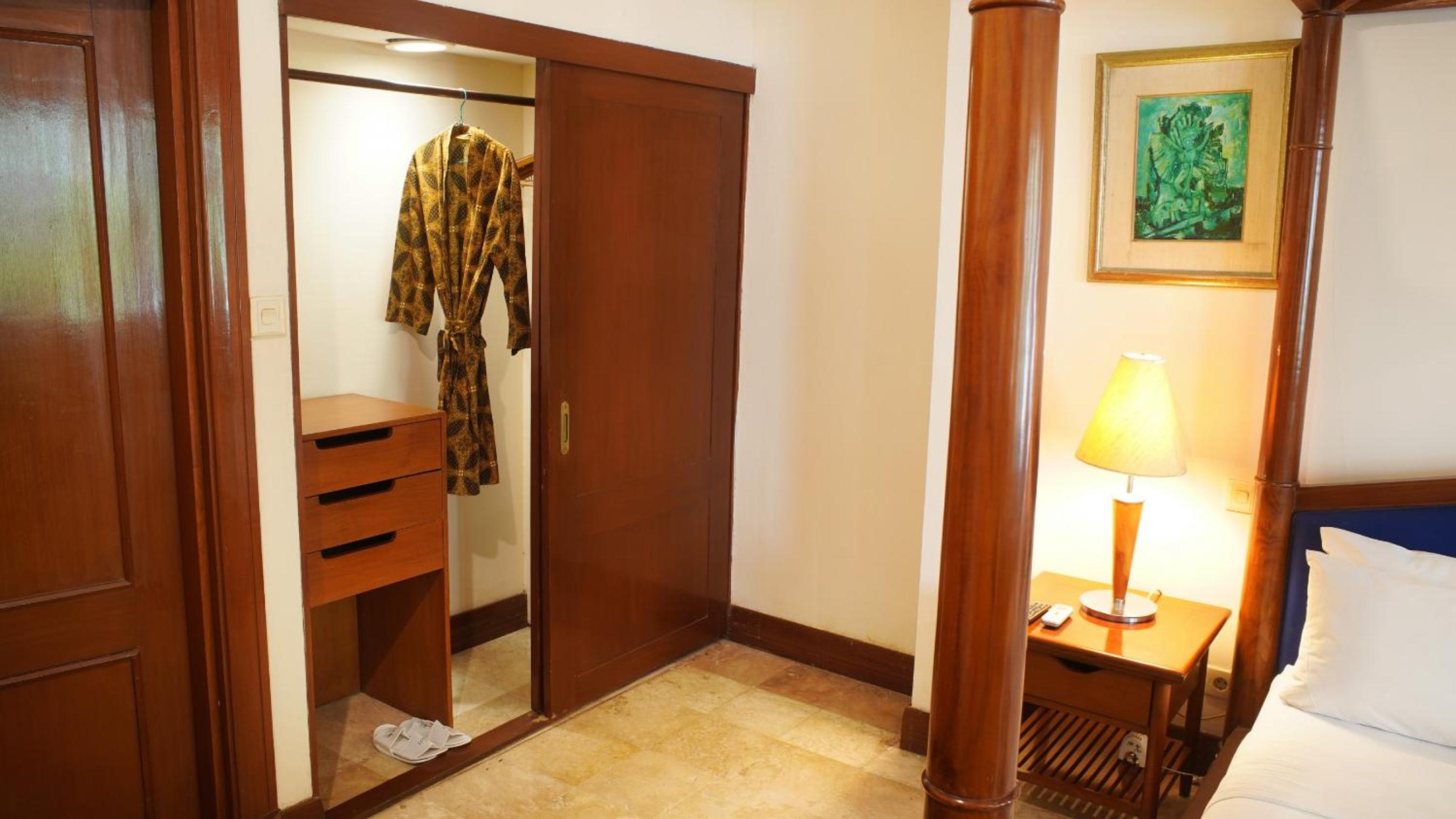 Two-Bedroom Bungalow with Private Pool  - Photo 9