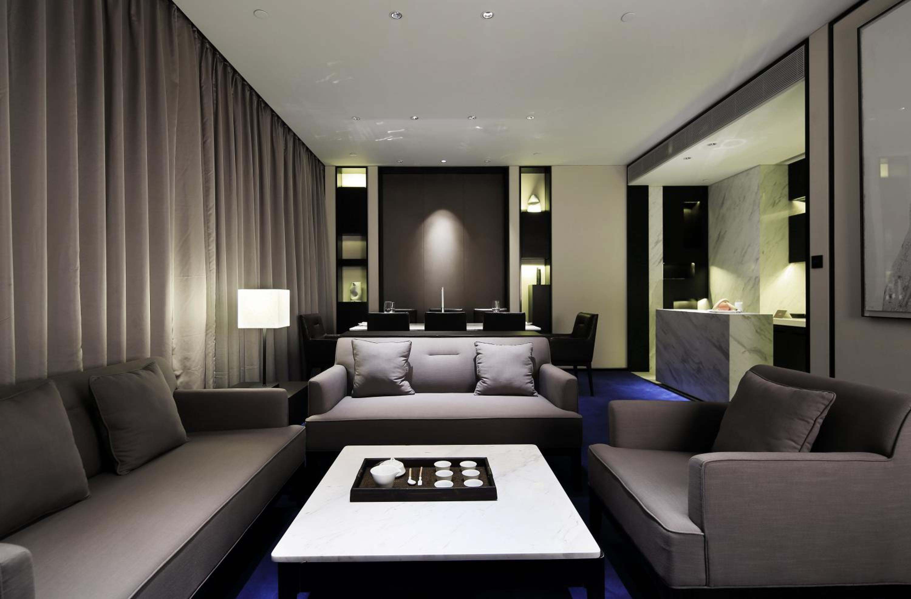 Premier Suite photo 2