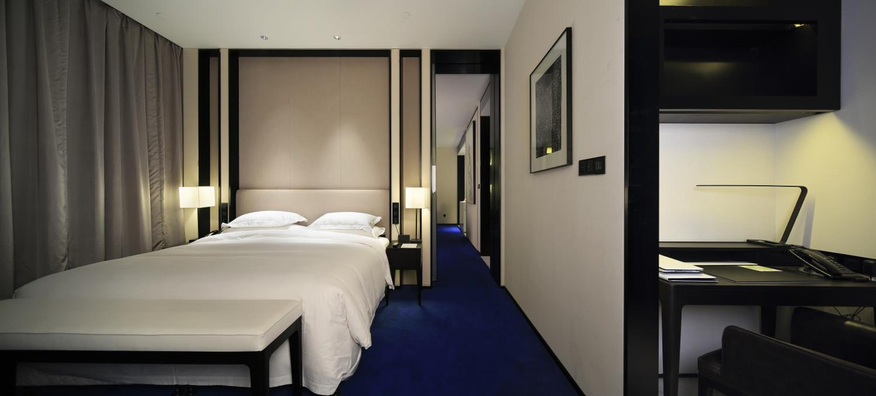 Premier Suite photo 1