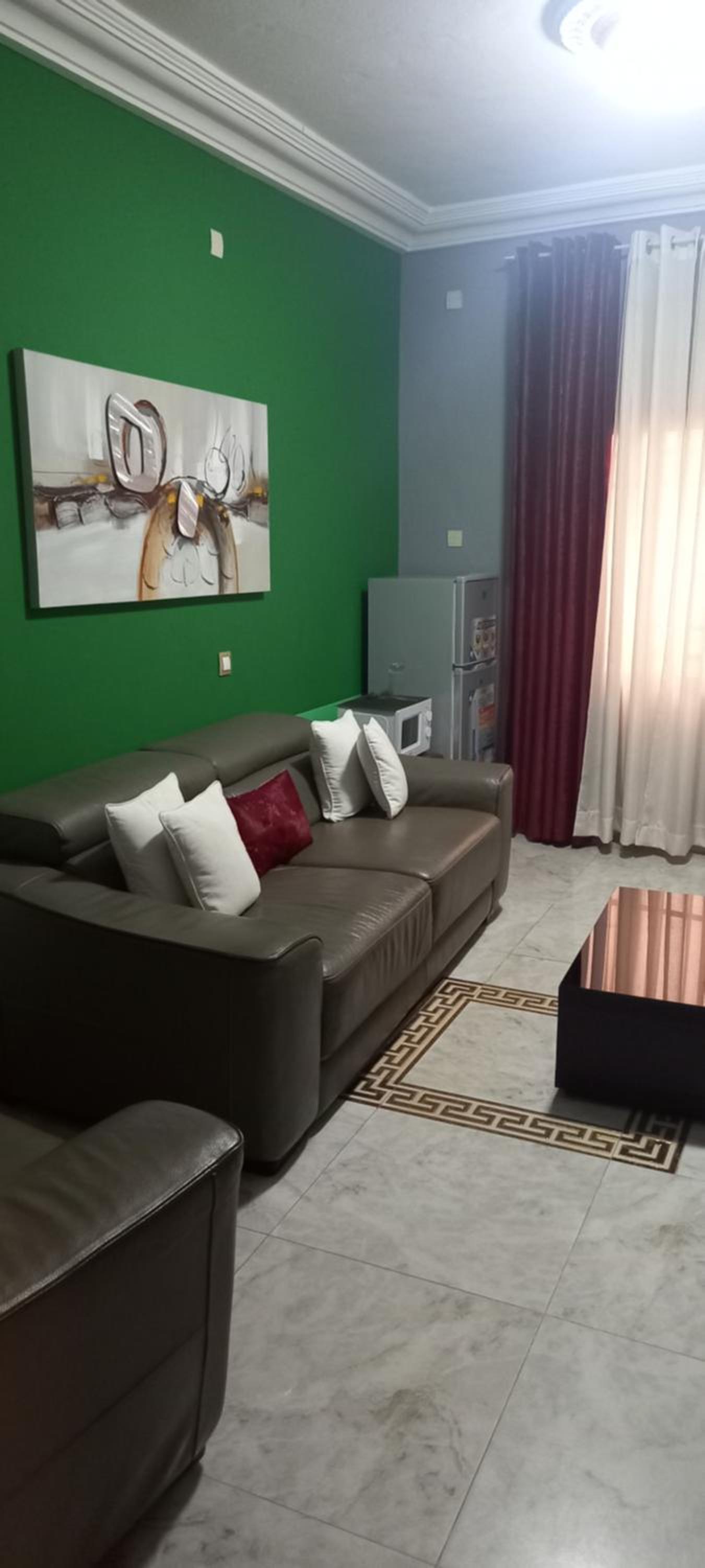 Deluxe Studio