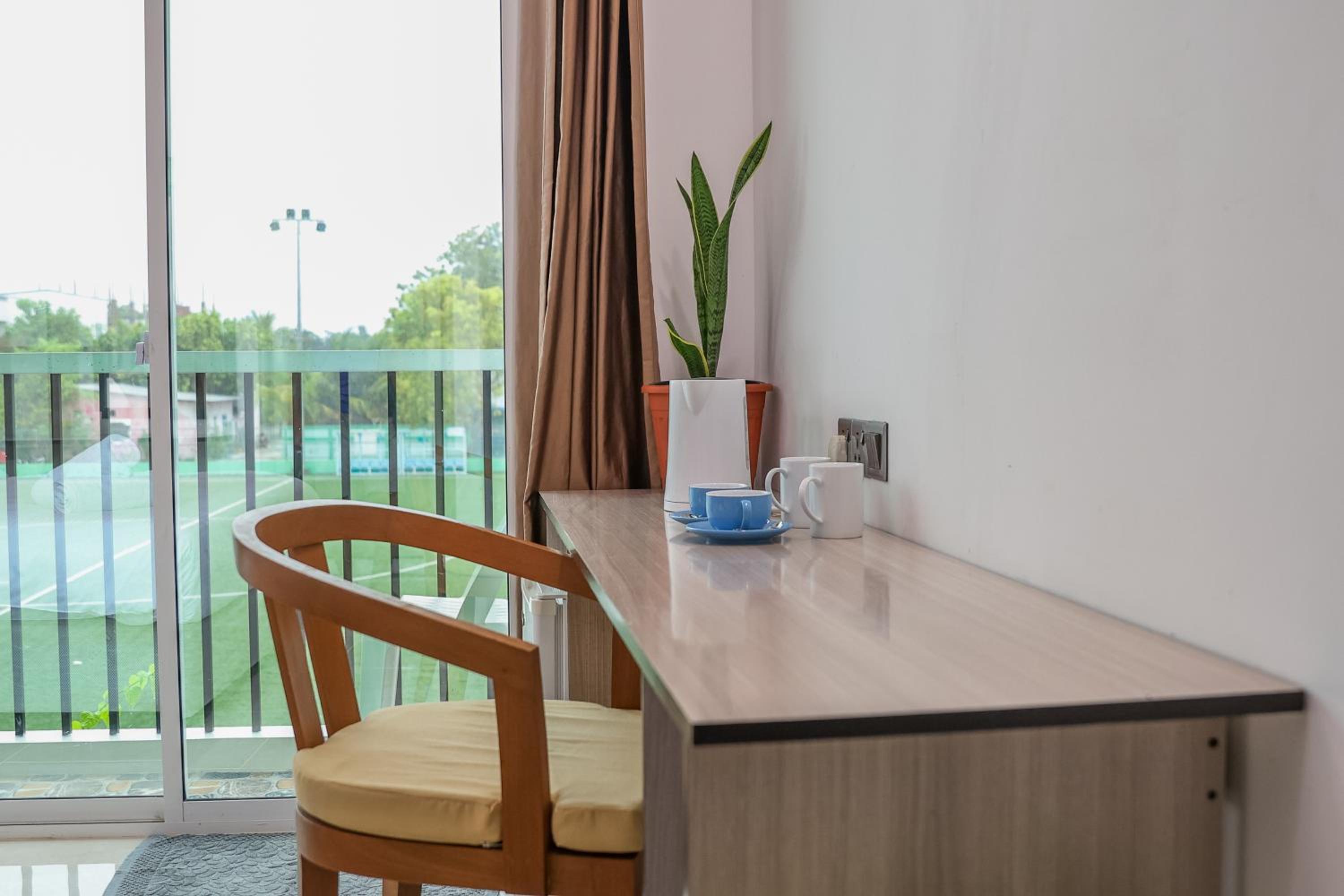 Deluxe Double Room with Balcony photo 2