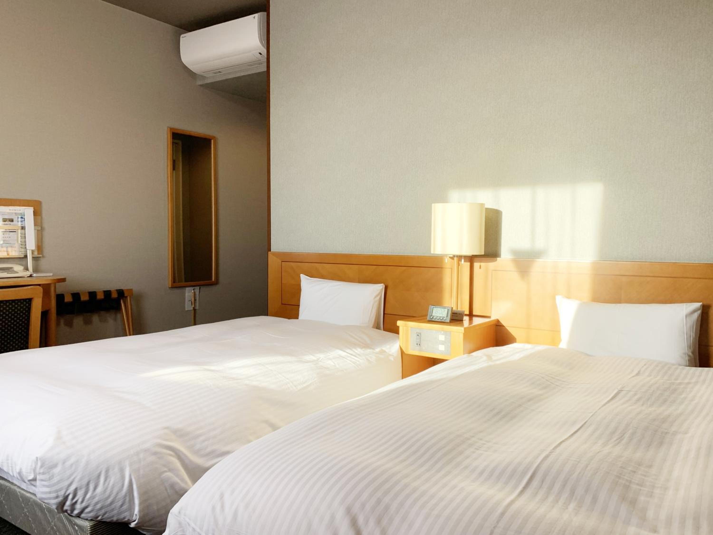 Twin Room - Smoking - Photo 1