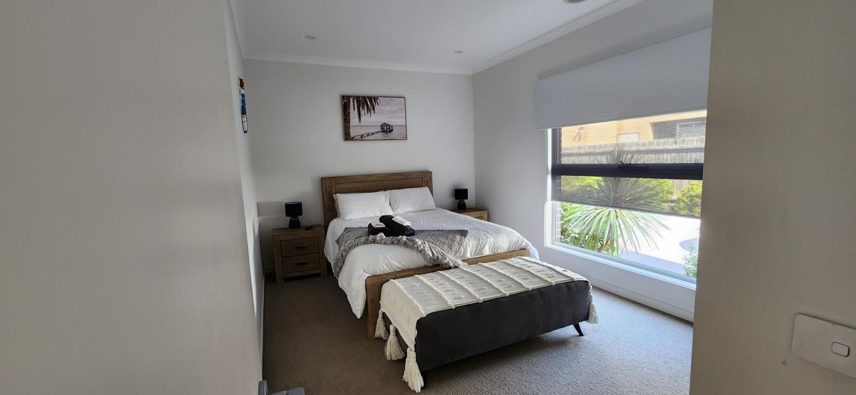 Three-Bedroom House photo 2