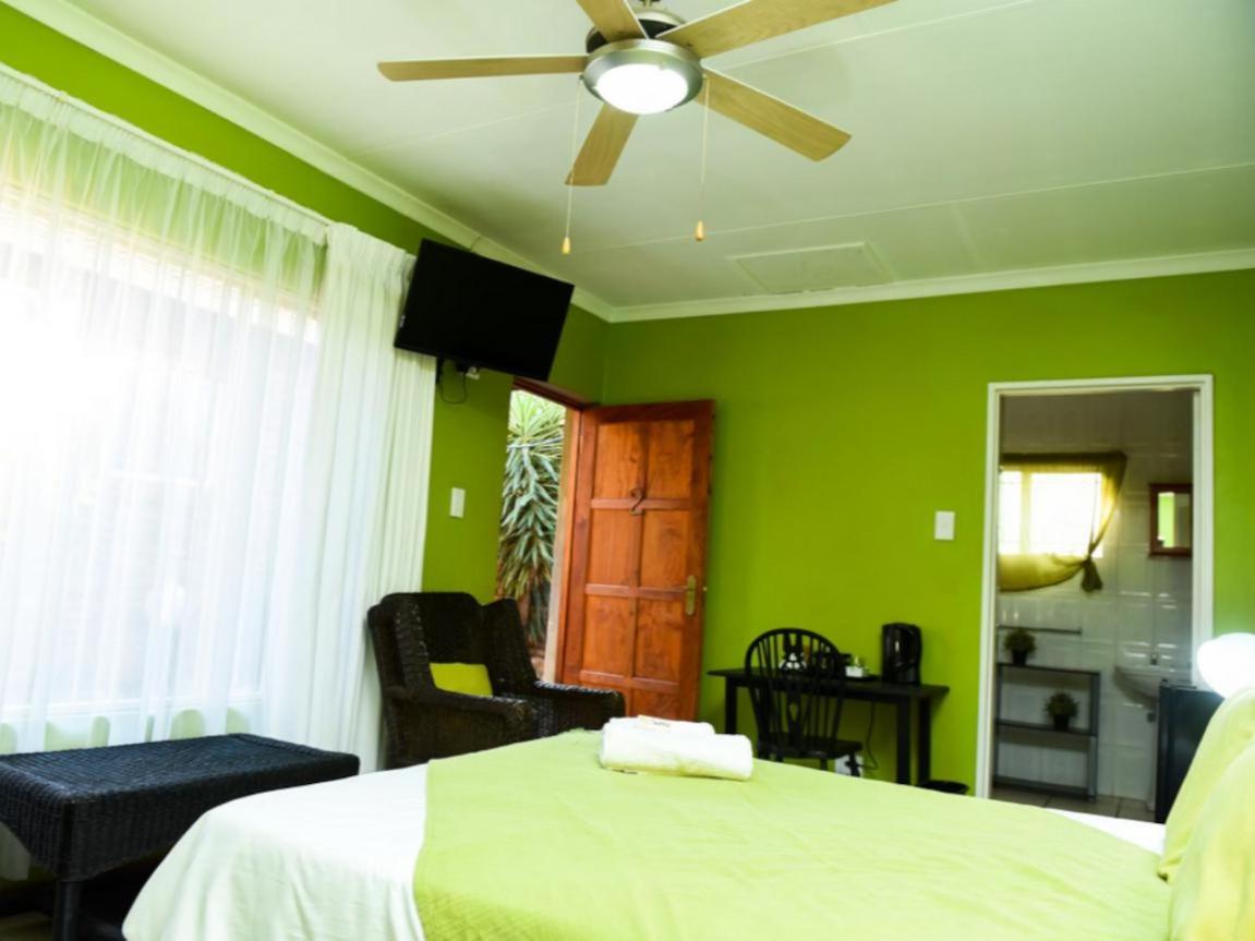 Standard Double Room with Fan photo 2