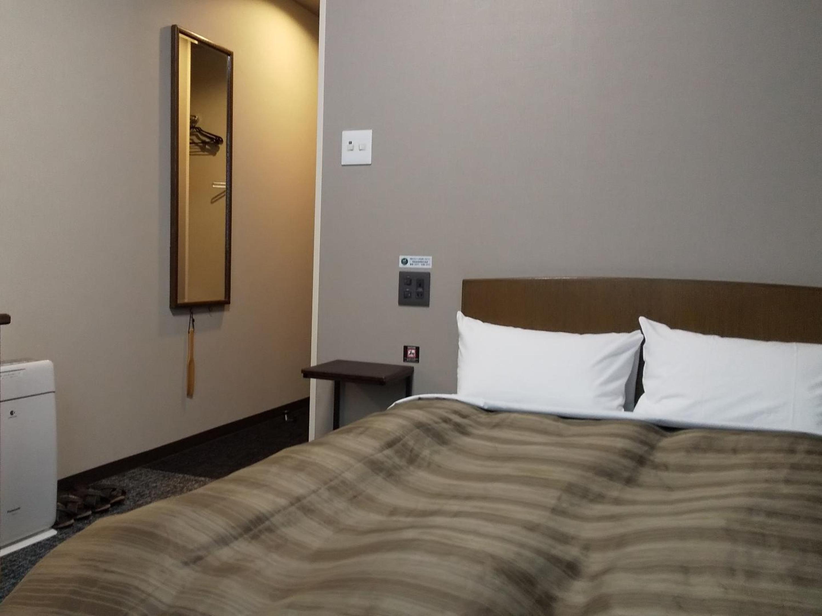 Double Room with Small Double Bed - Non-Smoking - Annex - Photo 7