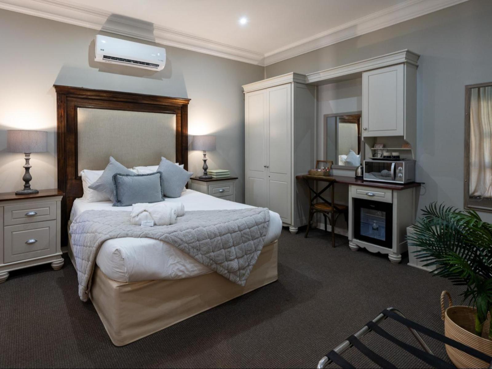 Luxury Queen Room - Photo 5
