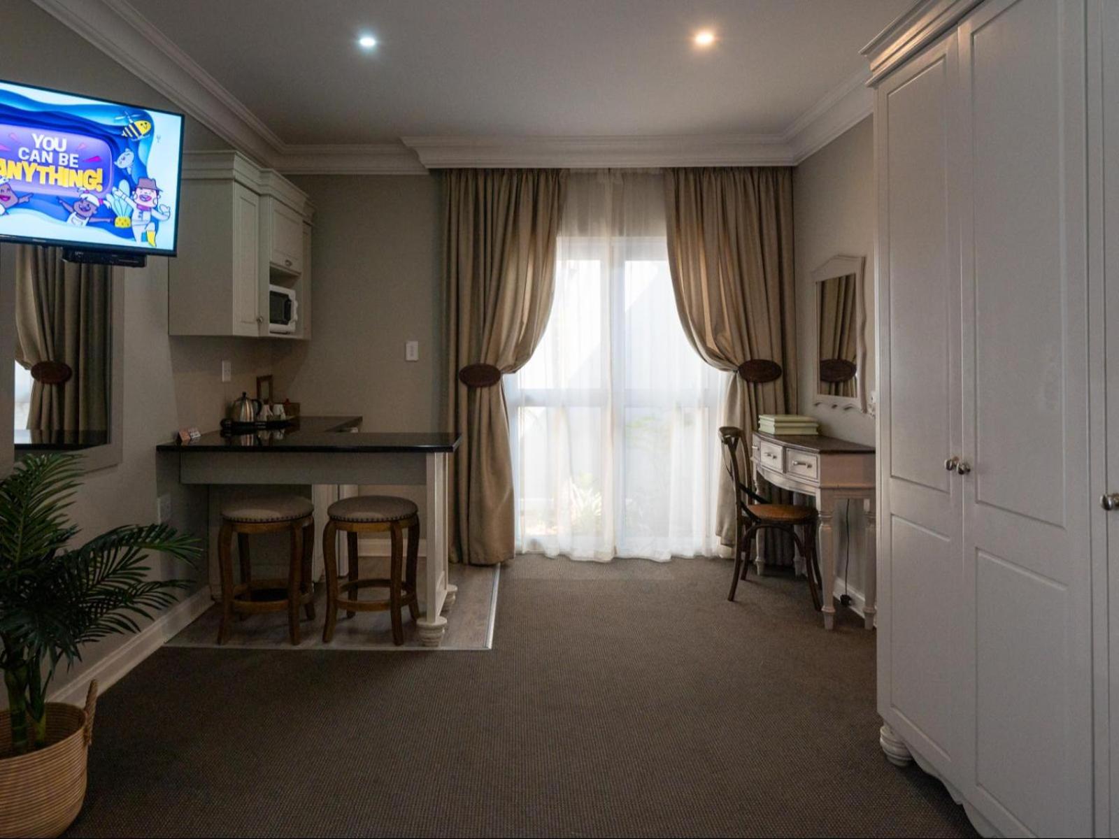Family Studio - Photo 8