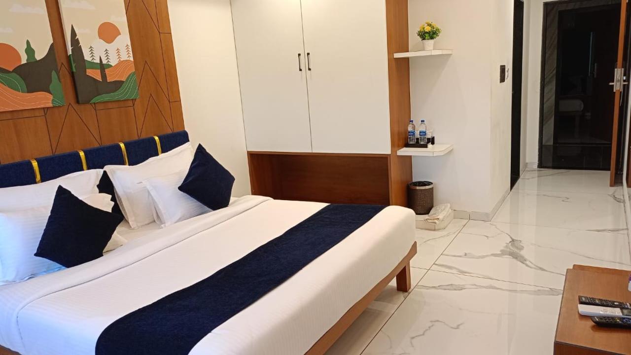Deluxe Double Room photo 2