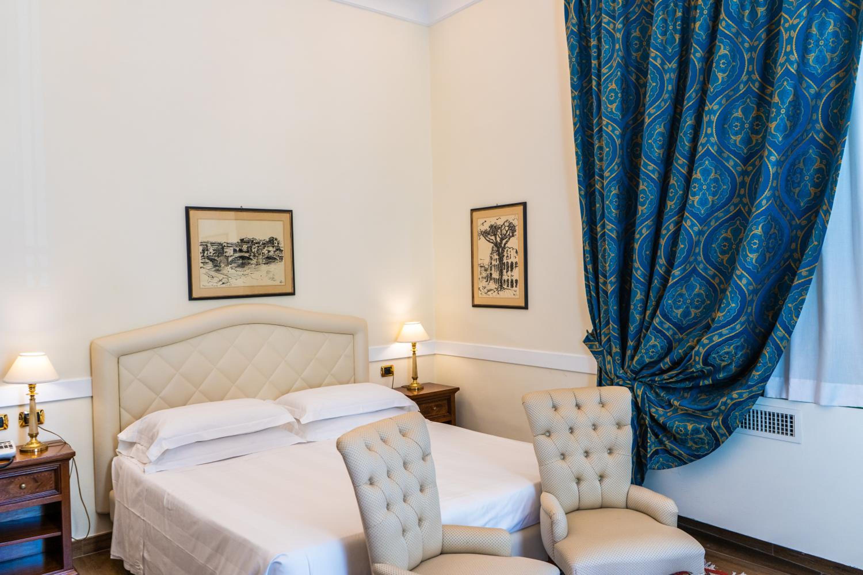 Double or Twin Room - Photo 1