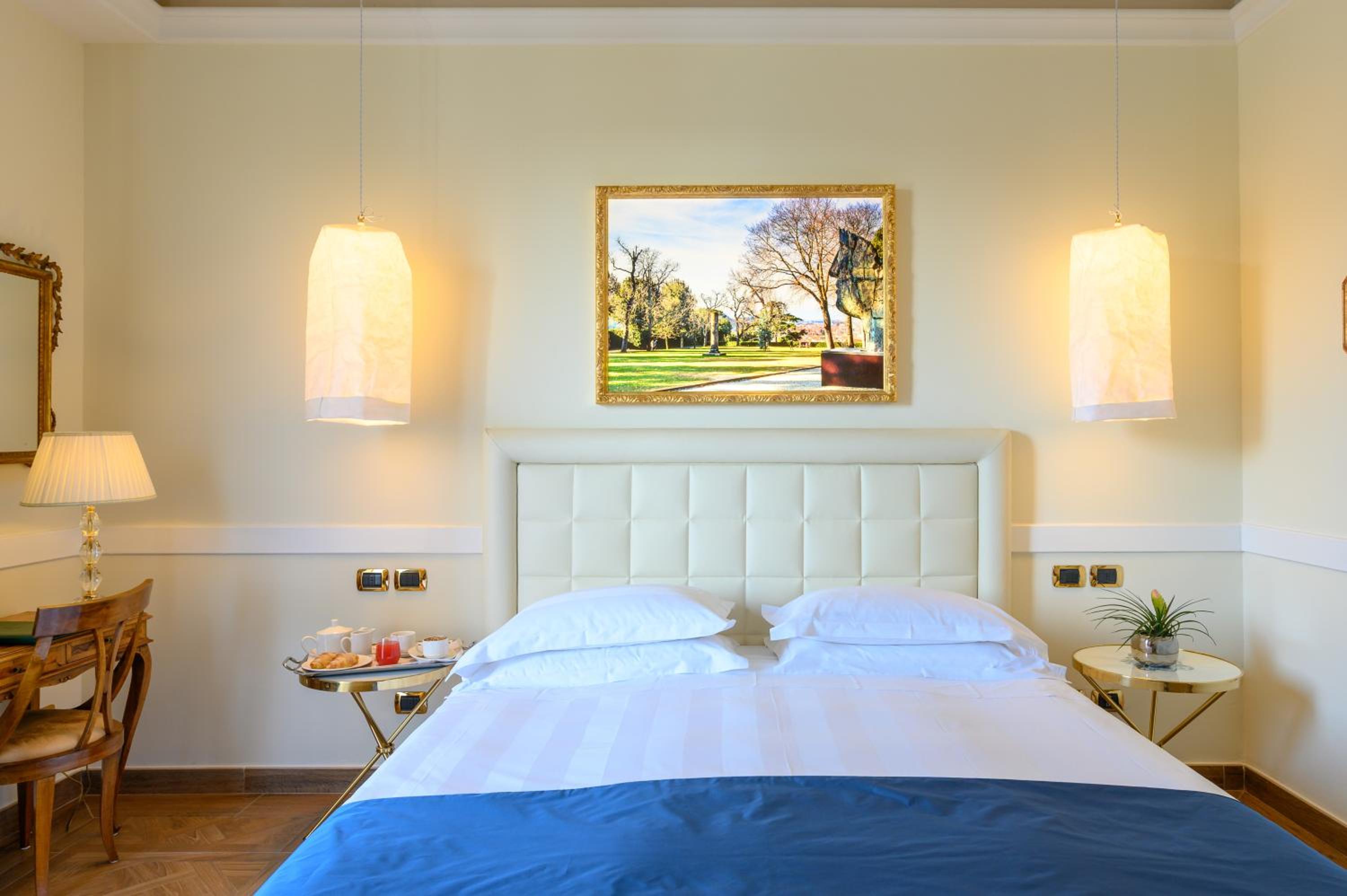 Deluxe Double or Twin Room with Balcony - Photo 5