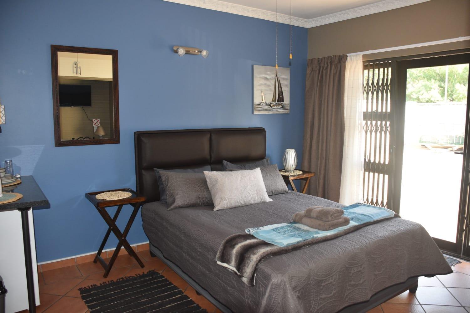 Double Room with Private Bathroom photo 1