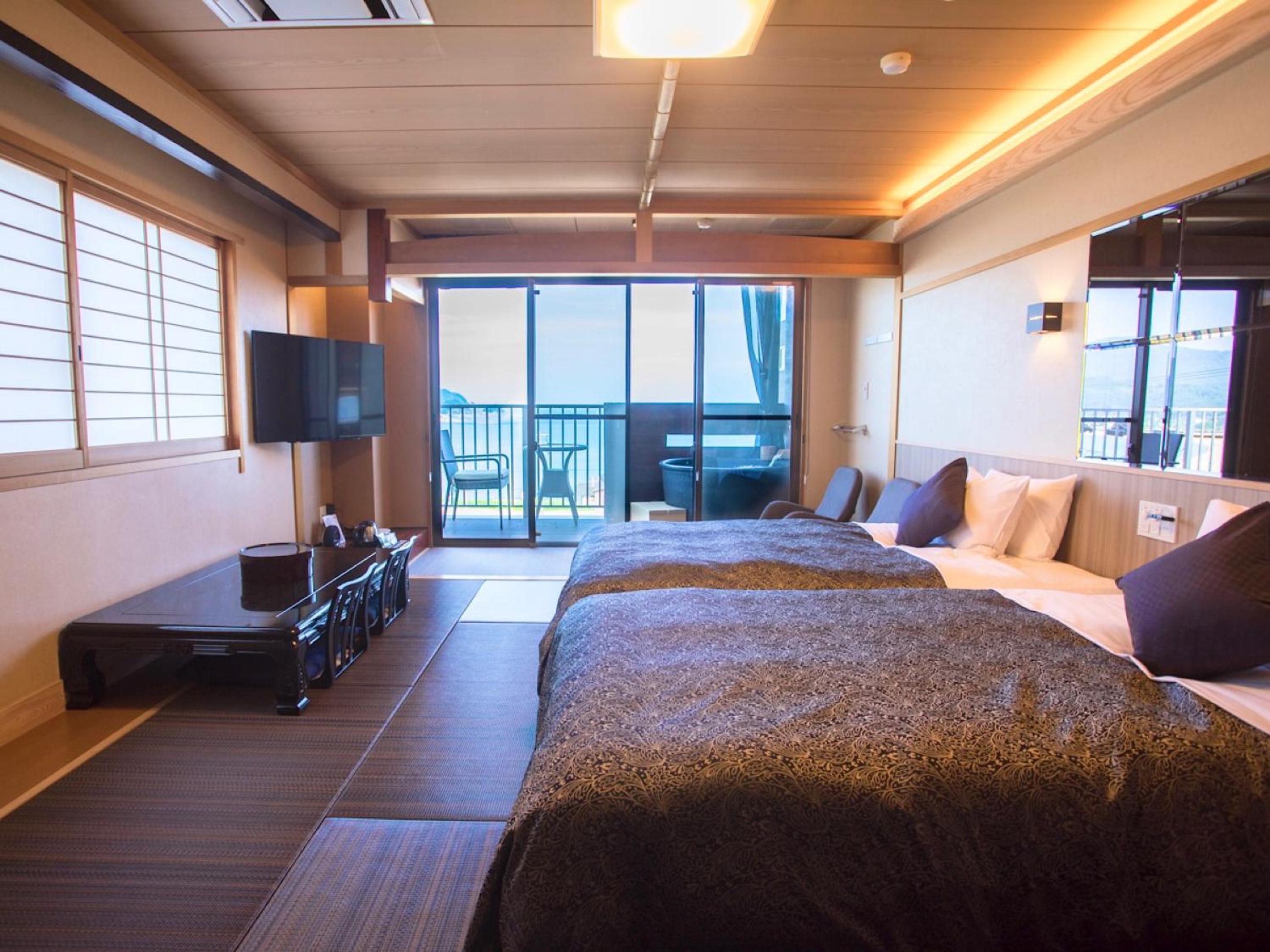 Japanese-Style Junior Suite Room with Open Air Bath - Smoking photo 2