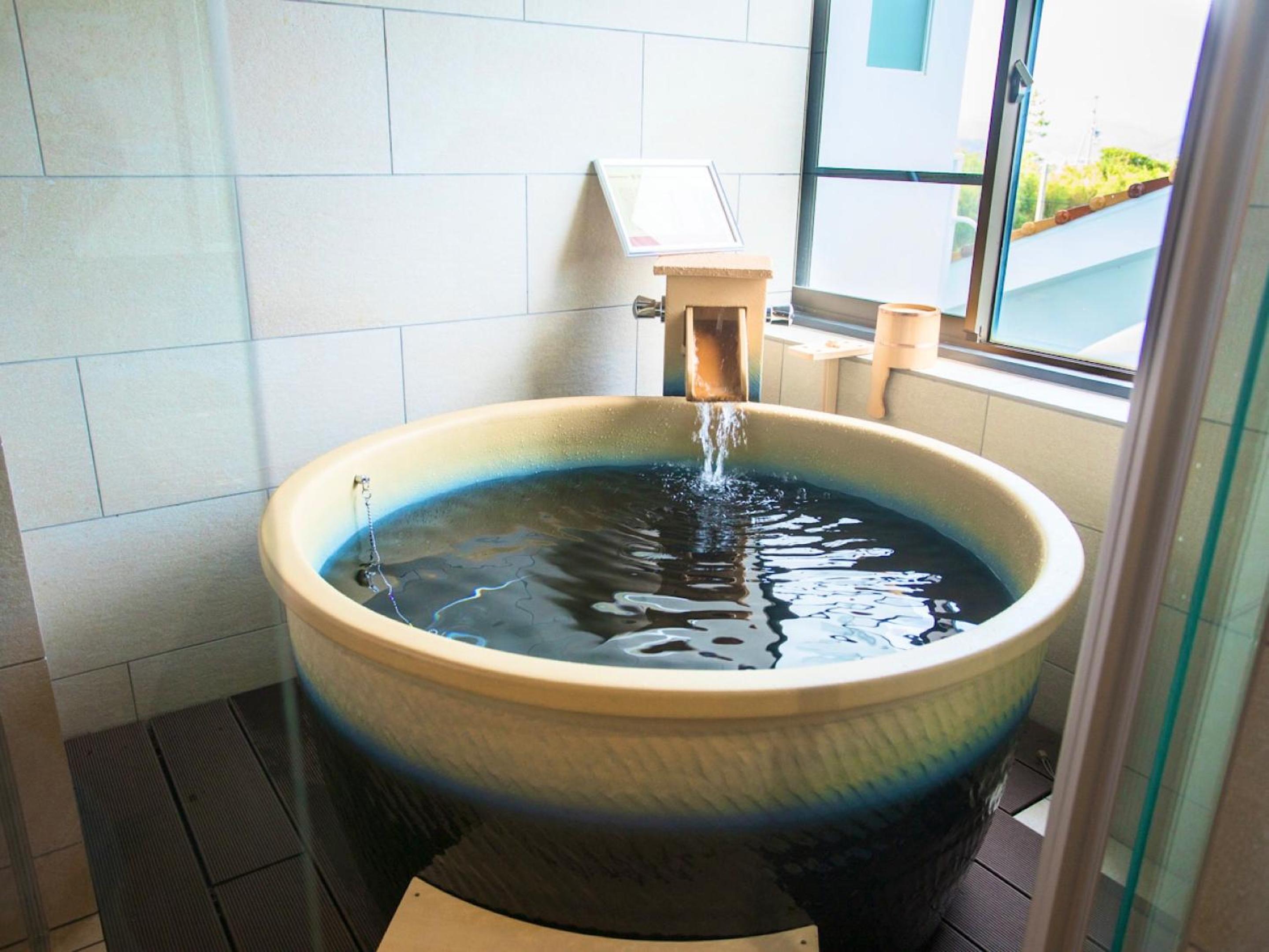 Modern Japanese-Style Junior Suite Room with Open Air Bath - Smoking	 photo 2