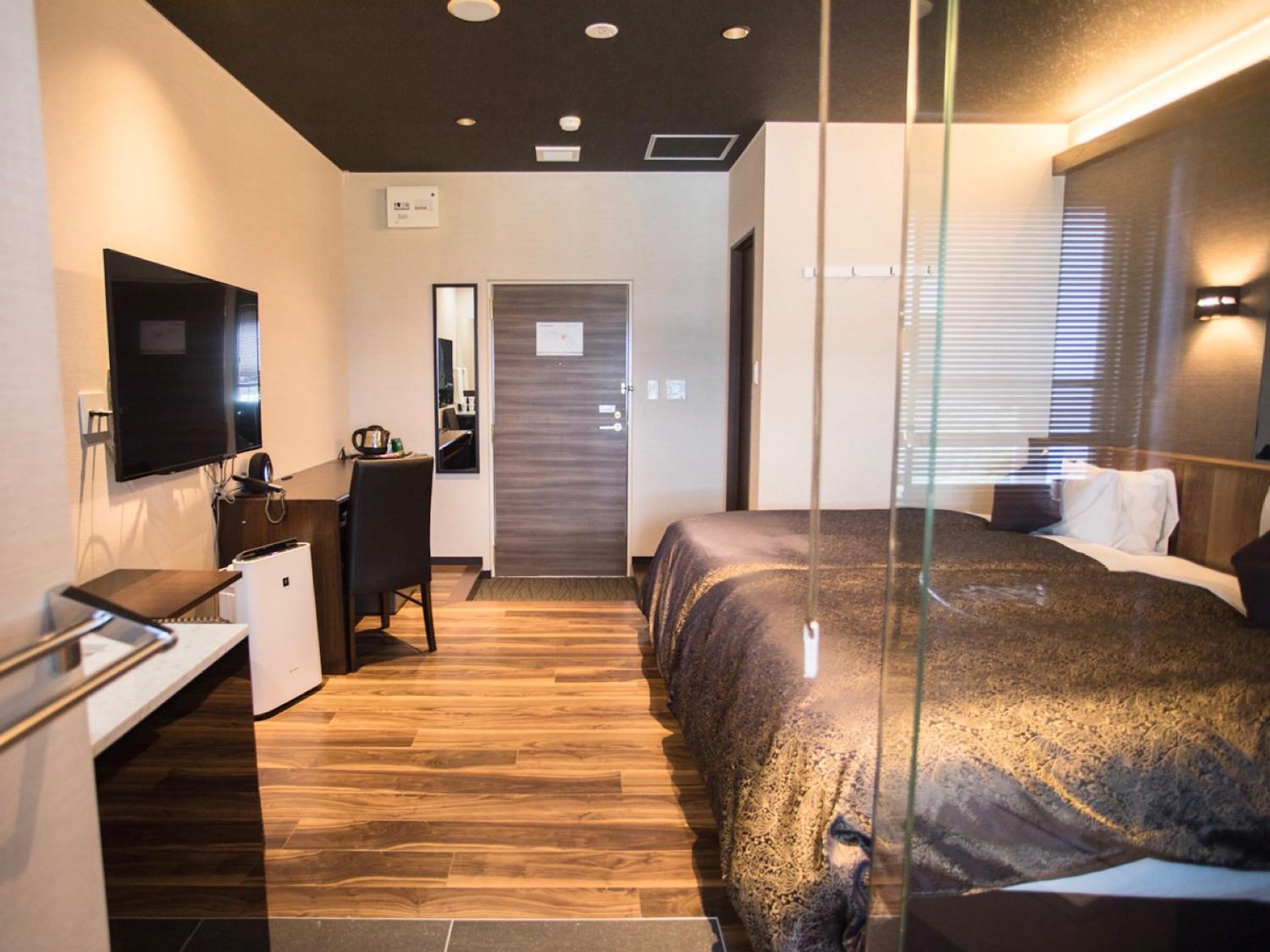 Modern Japanese-Western Style Room with Open Air Bath - Non-Smoking photo 2