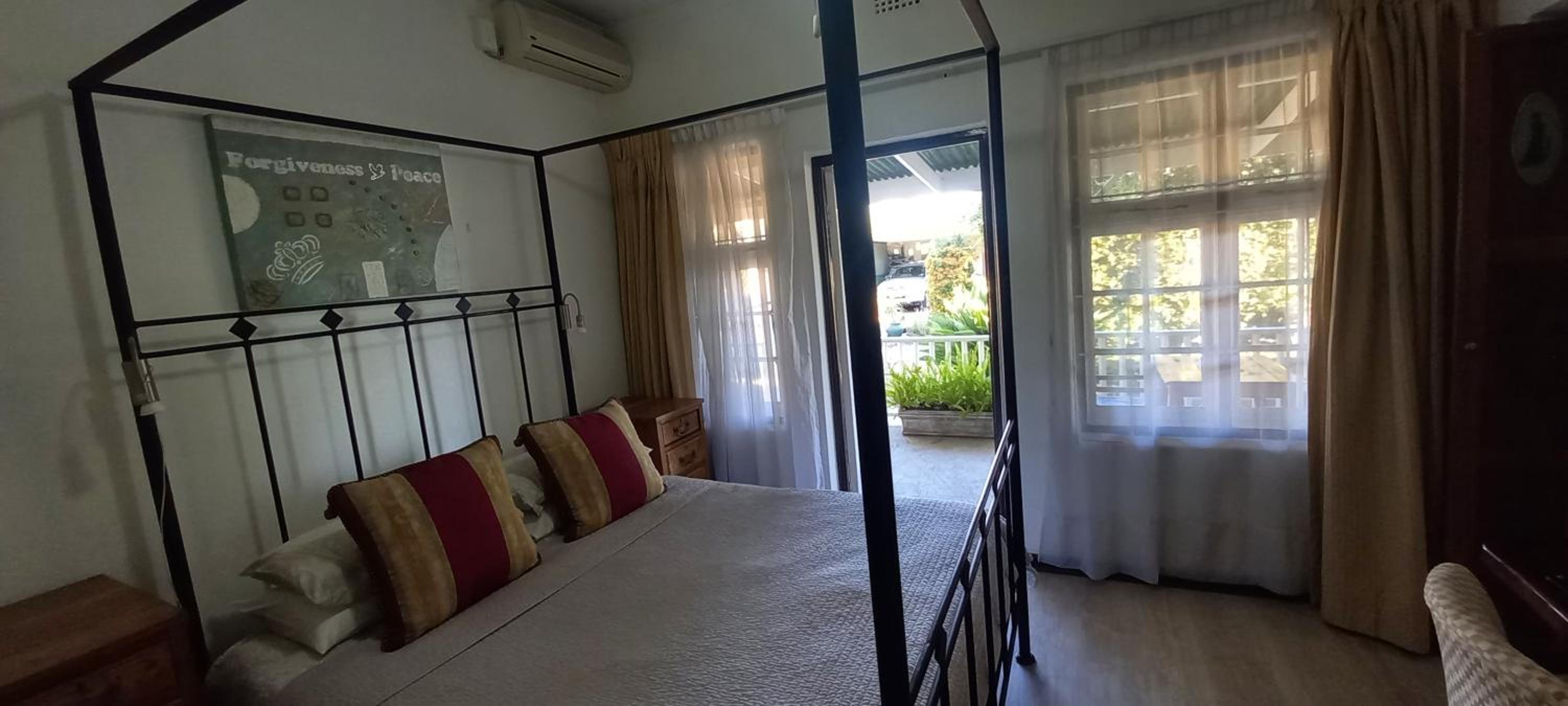  Double Room - Photo 2