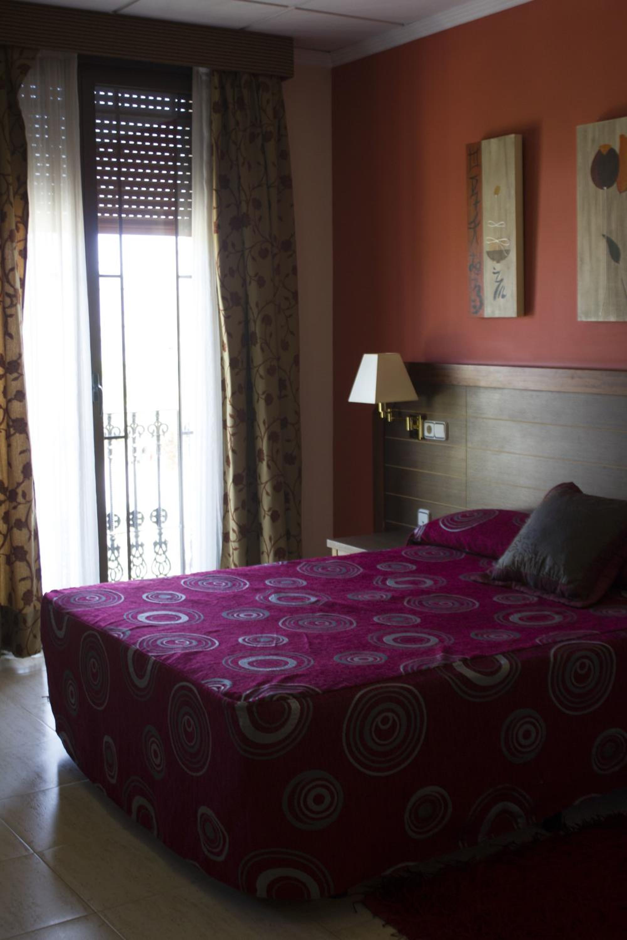 Triple Room - Photo 1