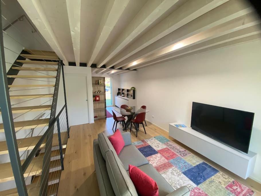 Two-Bedroom House photo 2